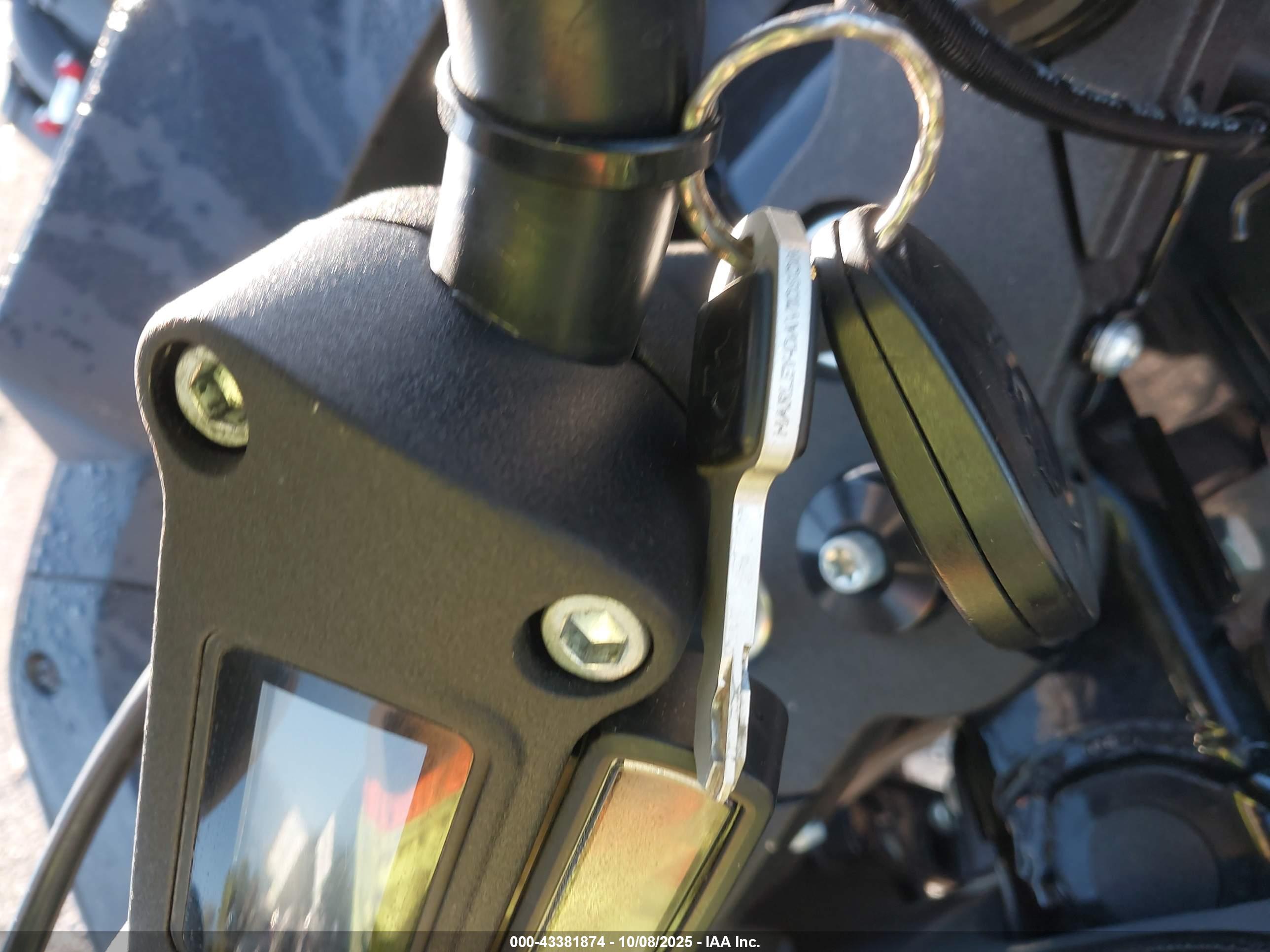HARLEY-DAVIDSON FXLRST image 11