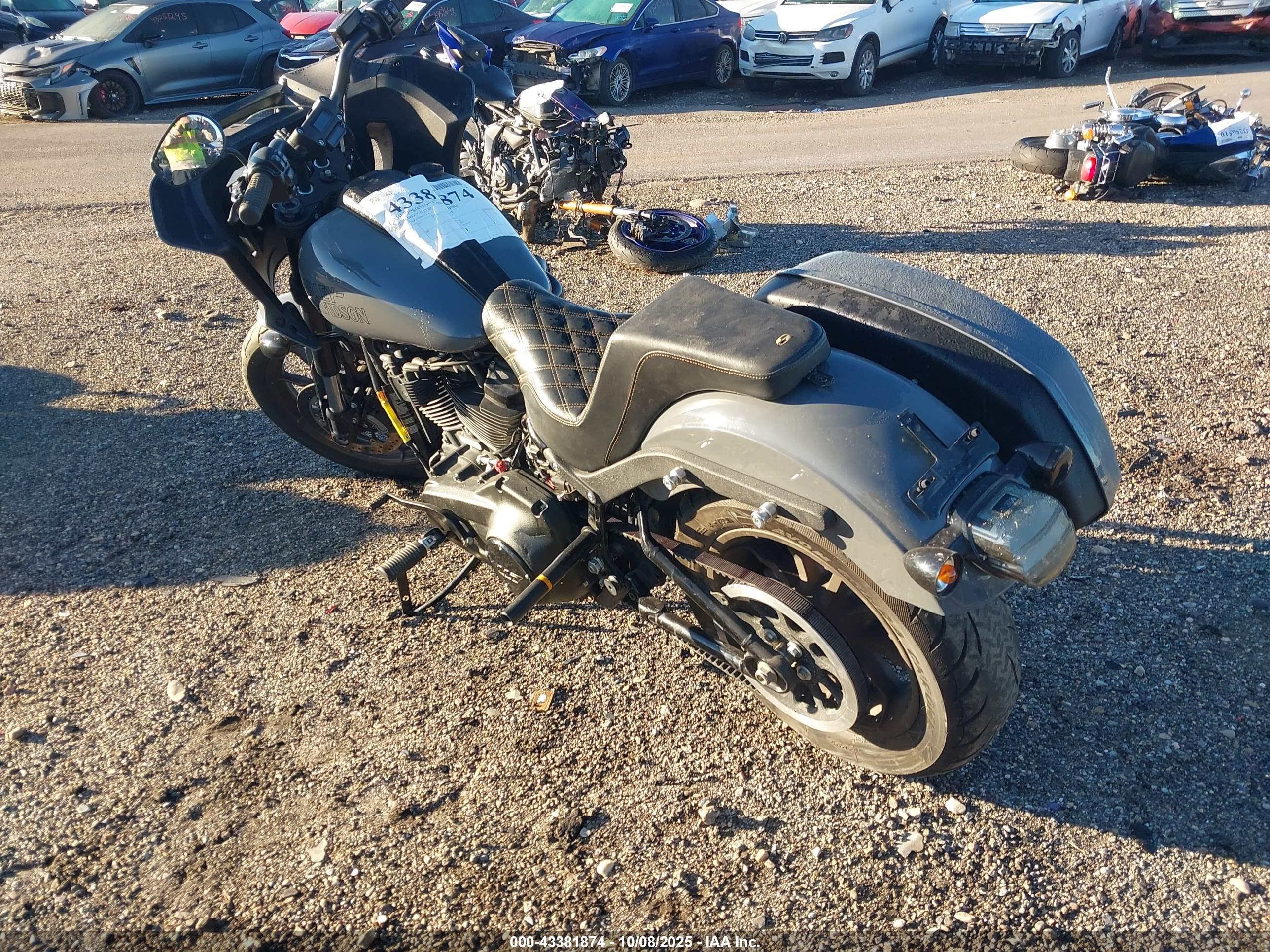 HARLEY-DAVIDSON FXLRST image 3