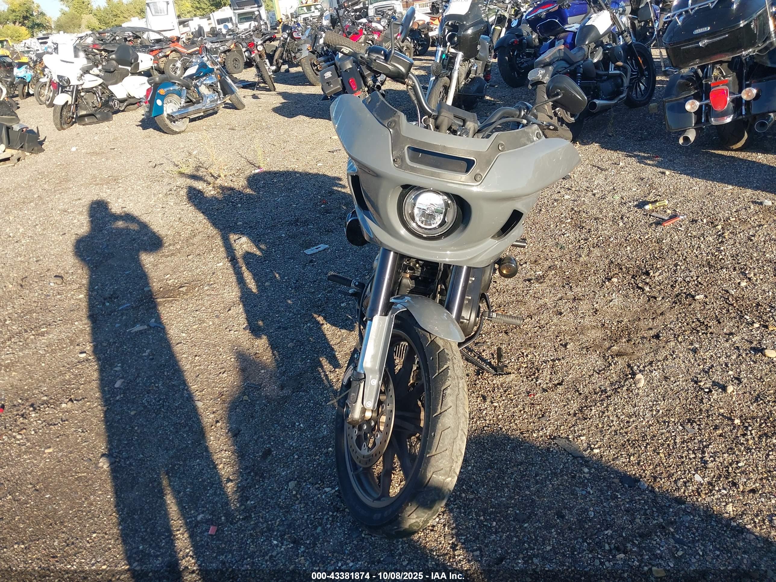 HARLEY-DAVIDSON FXLRST image 5