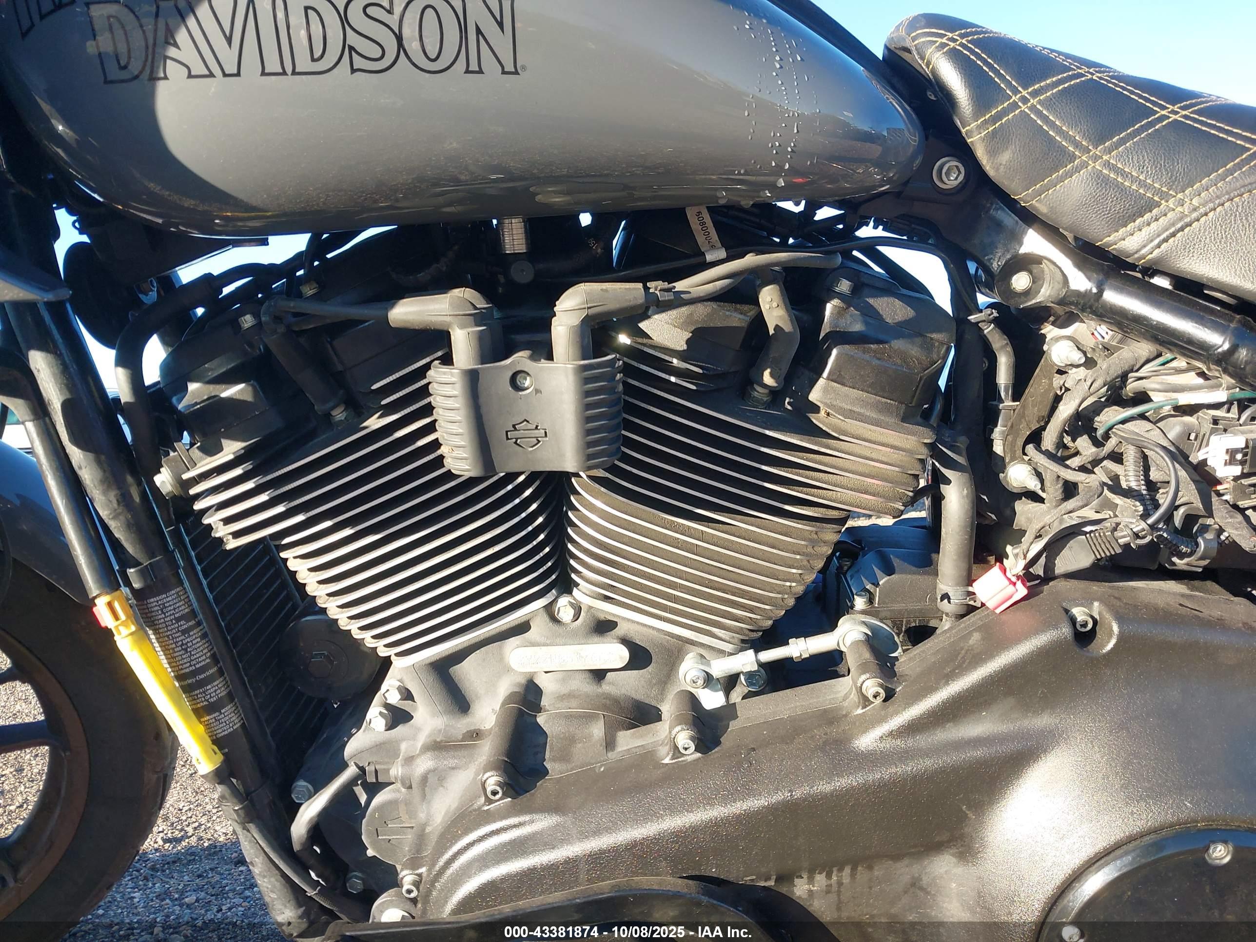 HARLEY-DAVIDSON FXLRST image 9