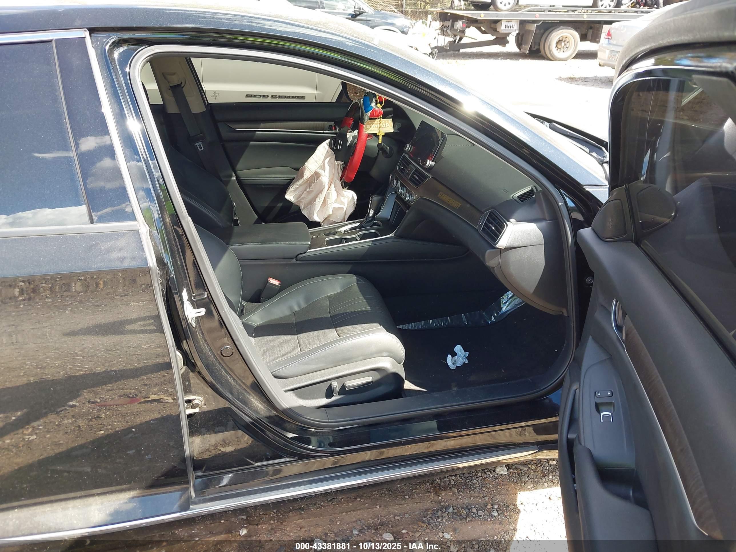 HONDA ACCORD image 5