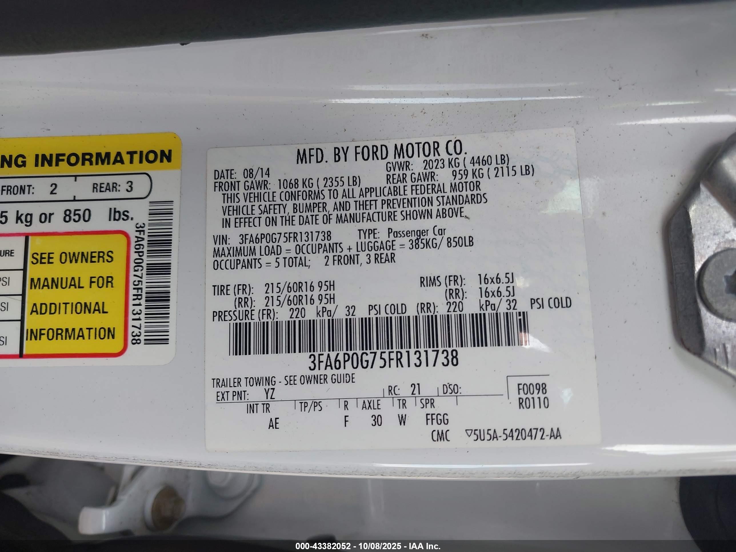 FORD FUSION image 9