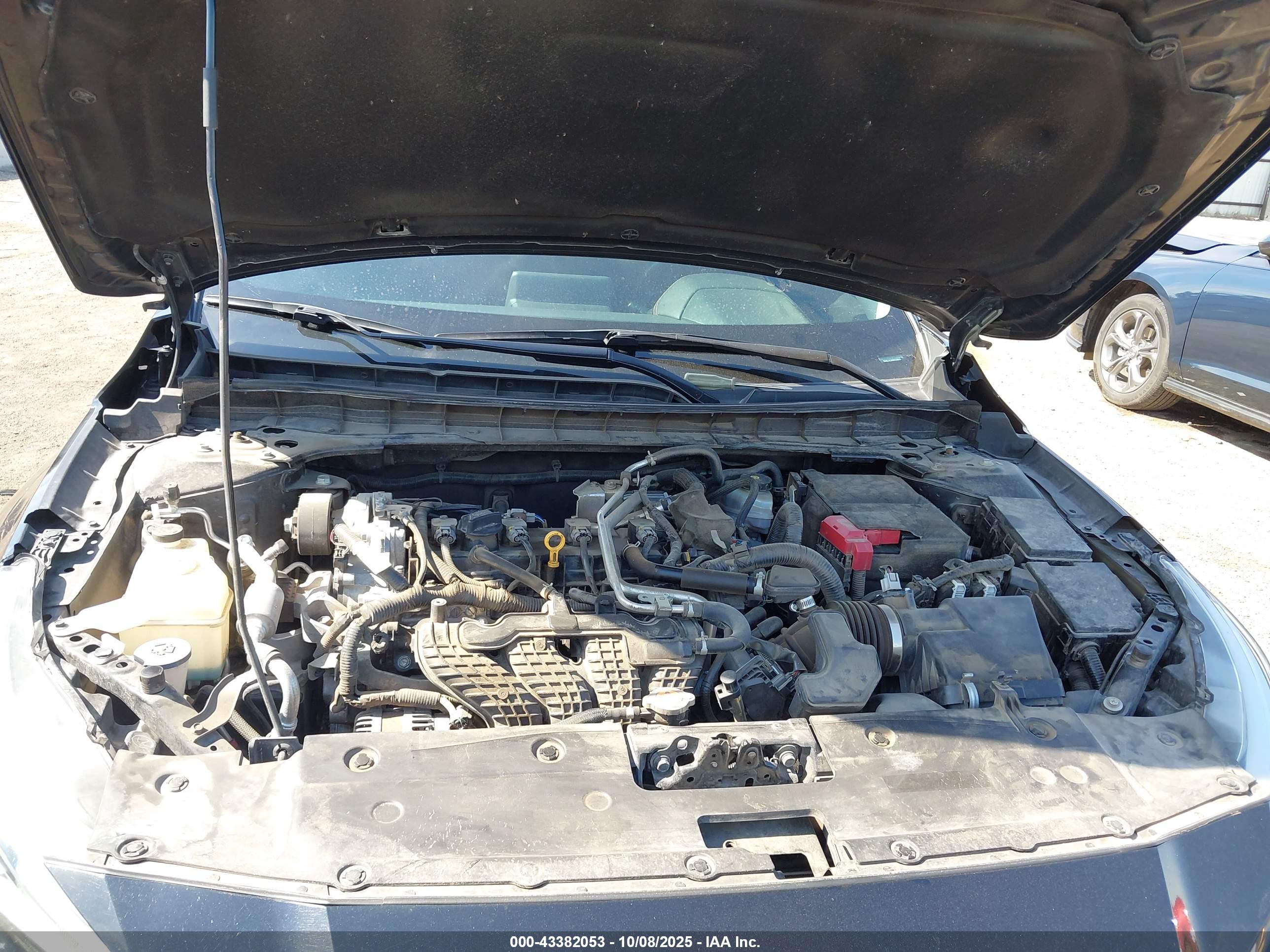 NISSAN ALTIMA image 10