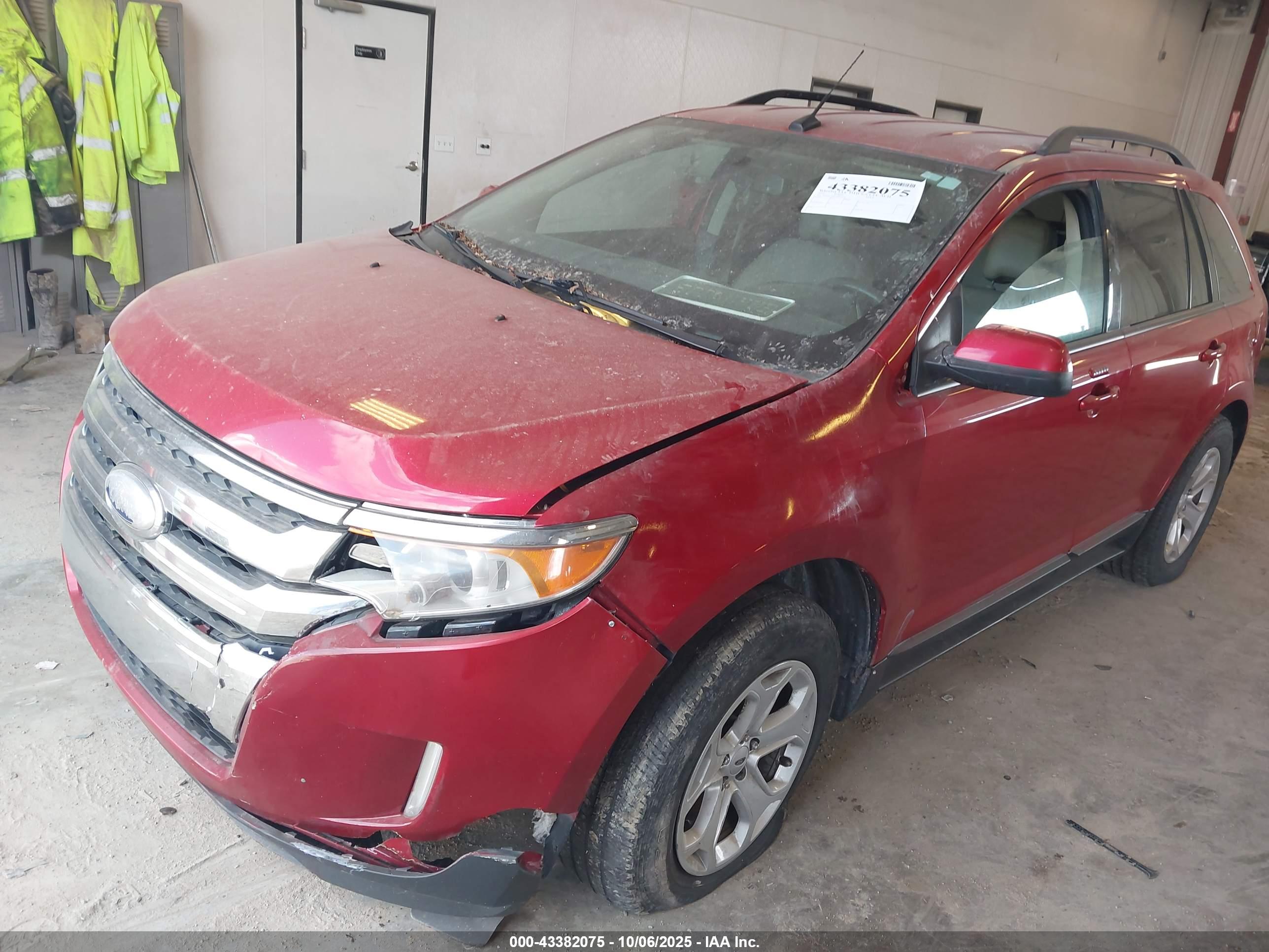 FORD EDGE image 2