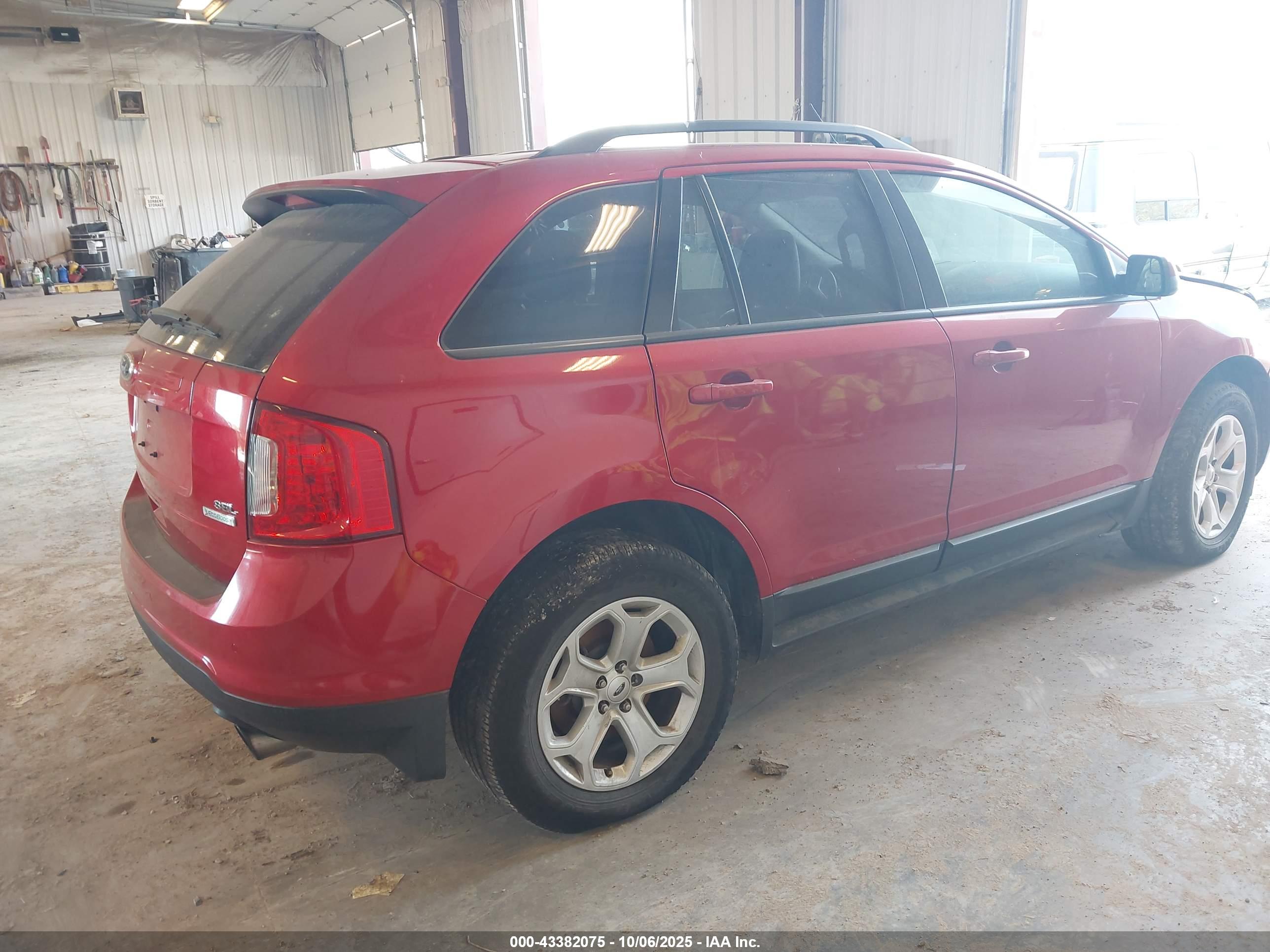 FORD EDGE image 4