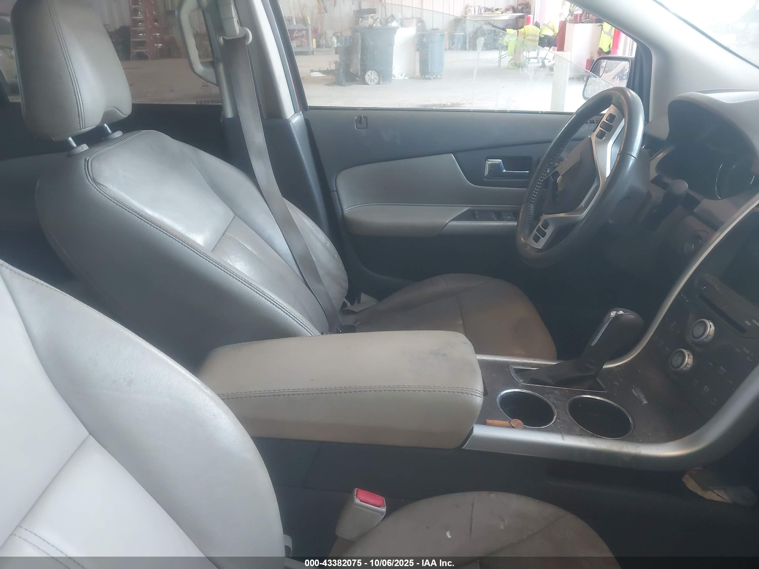 FORD EDGE image 5
