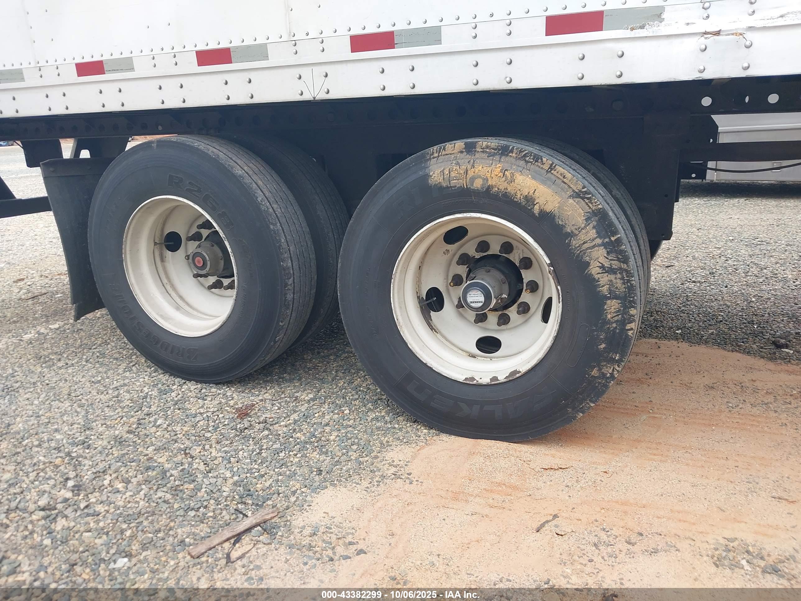 STRICK TRAILERS image 7
