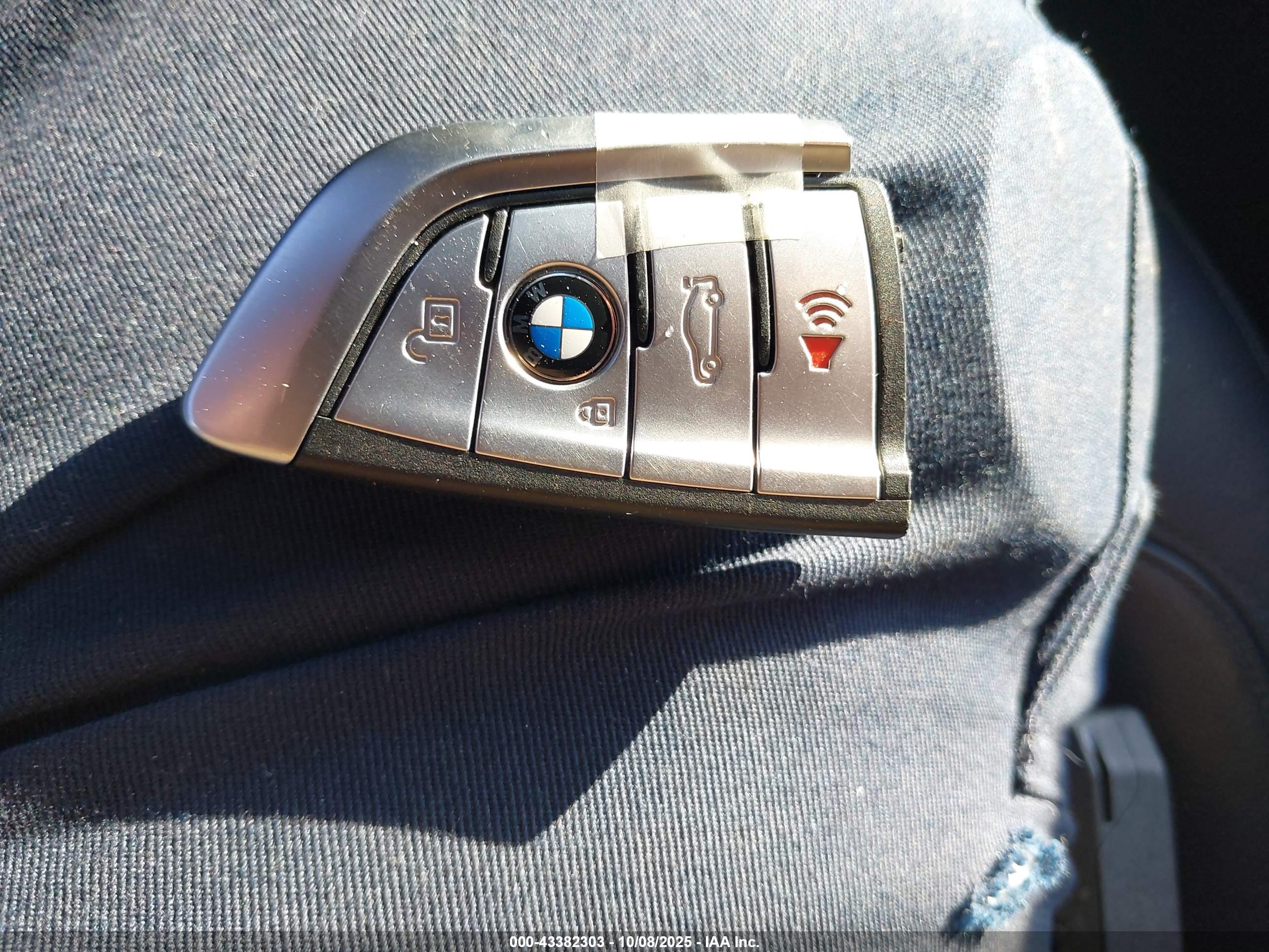BMW 530I image 11