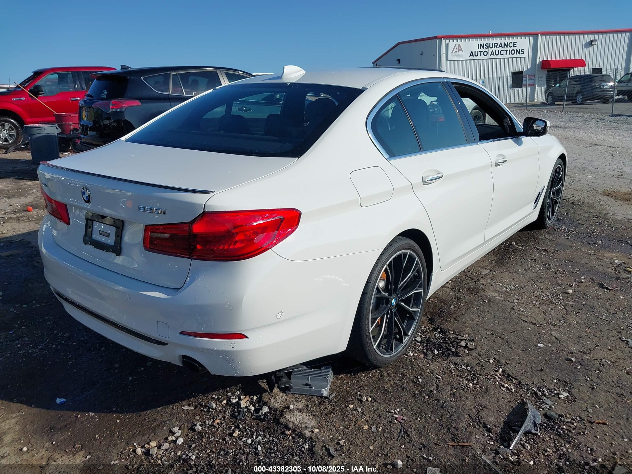 BMW 530I image 4