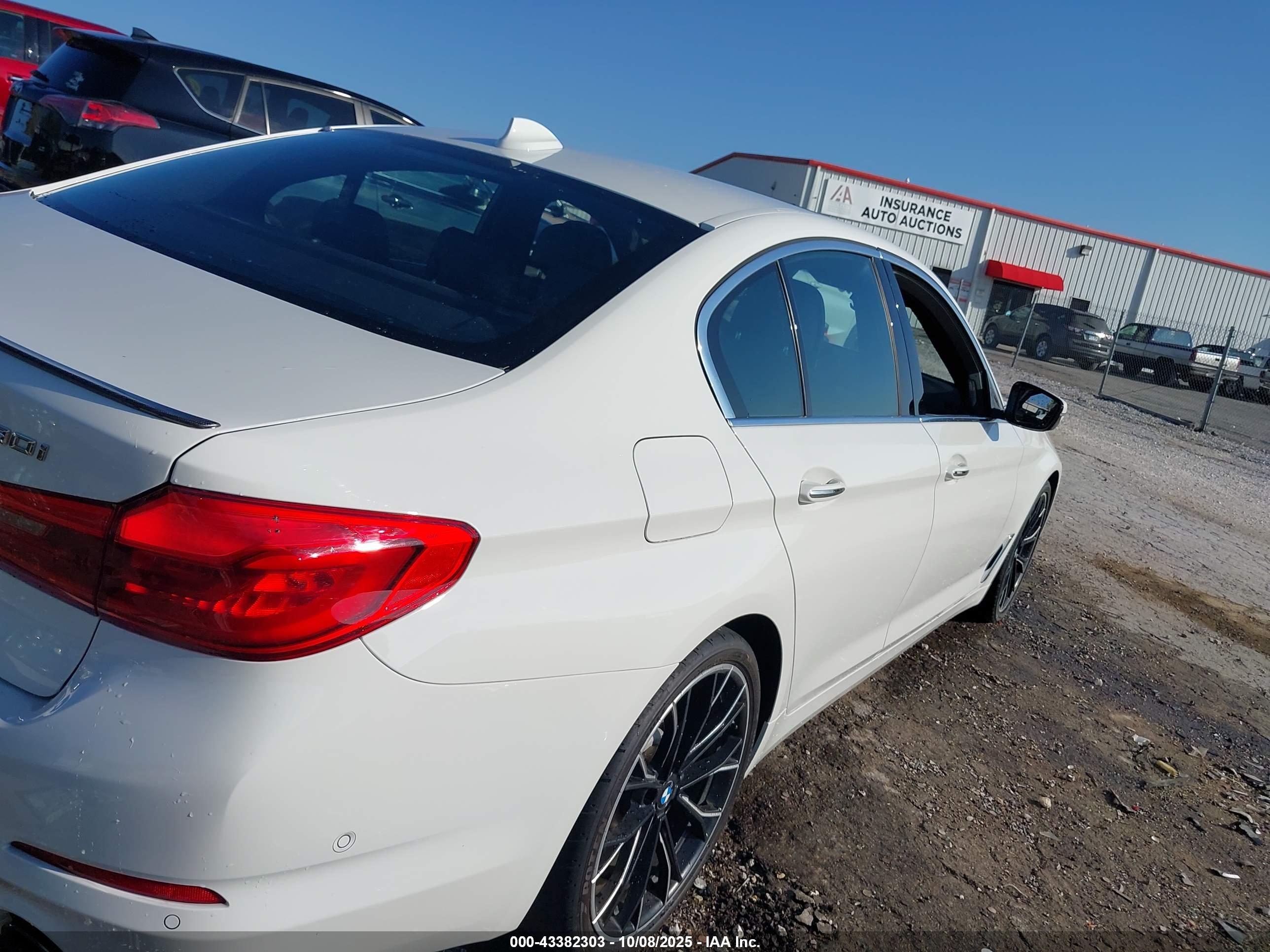 BMW 530I image 6