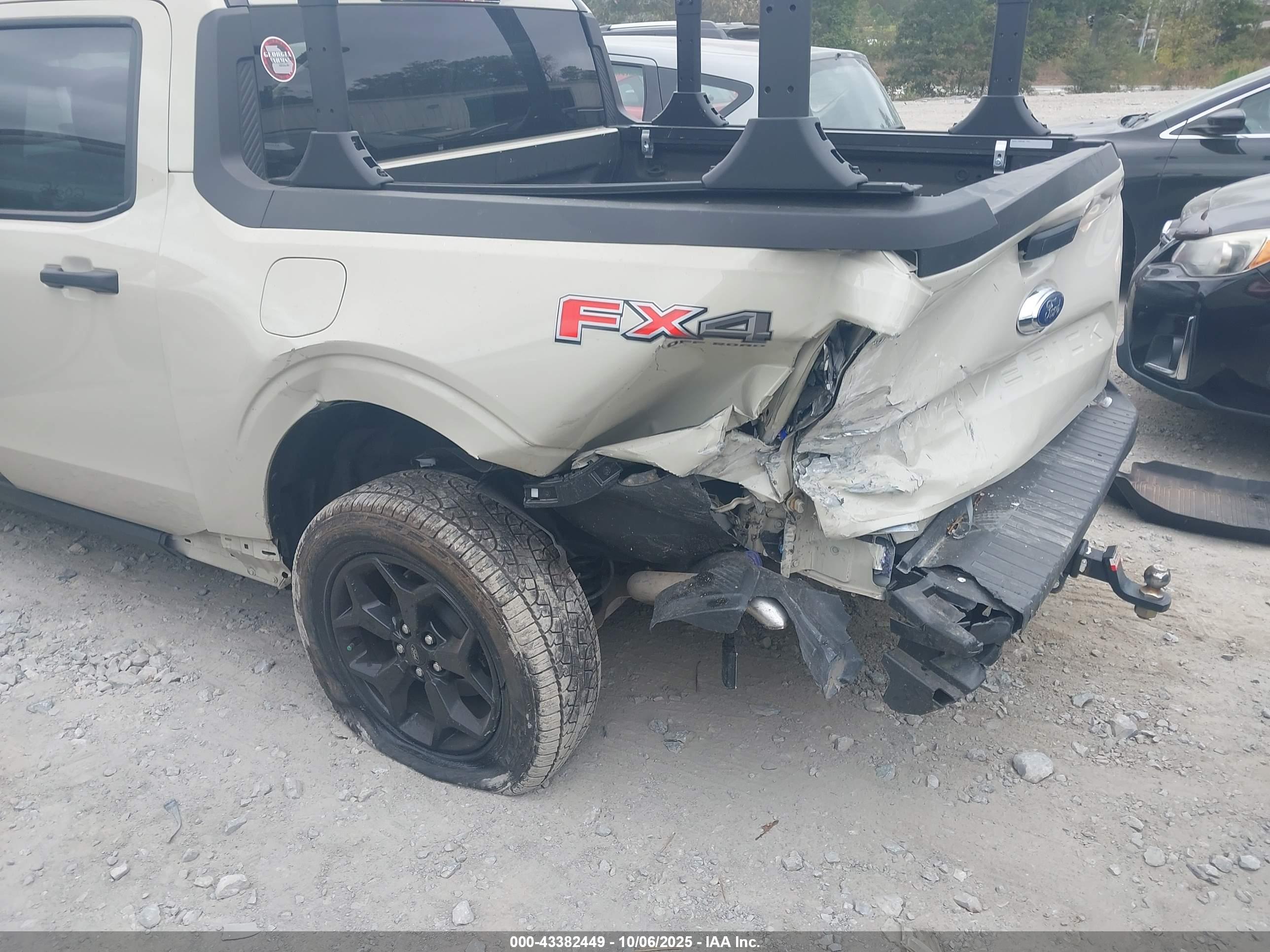 FORD MAVERICK image 6