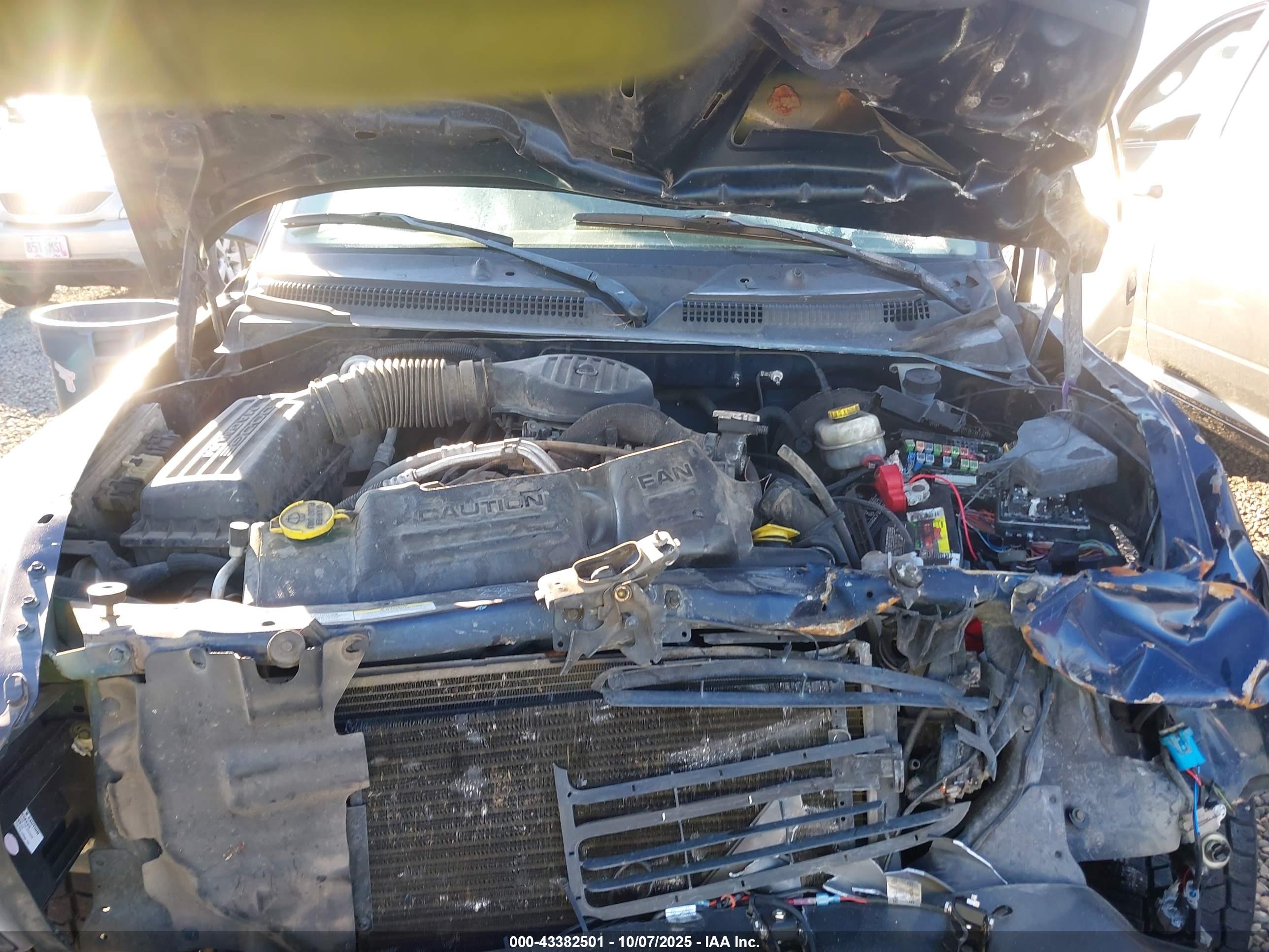 DODGE DAKOTA image 10