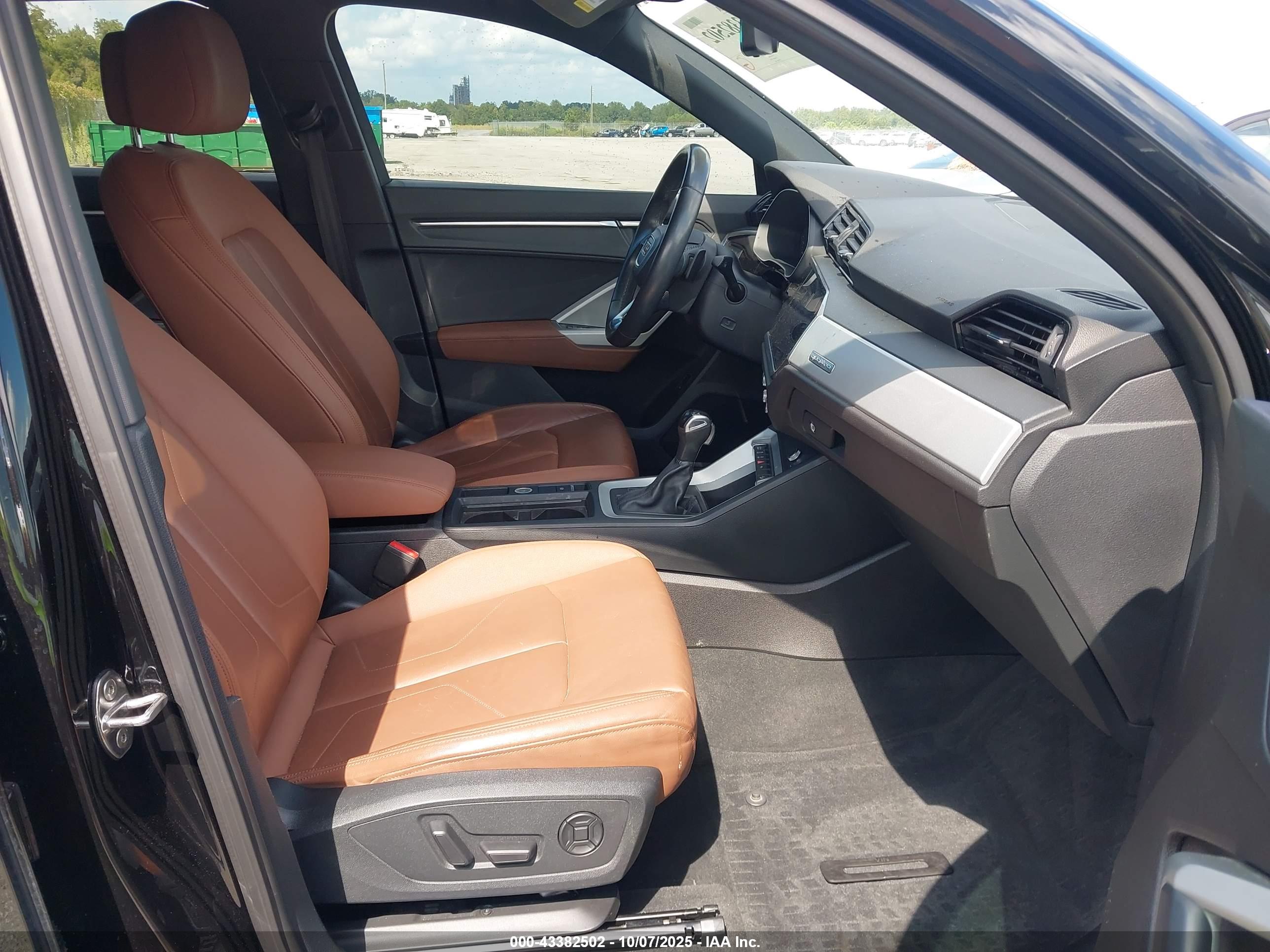 AUDI Q3 image 5