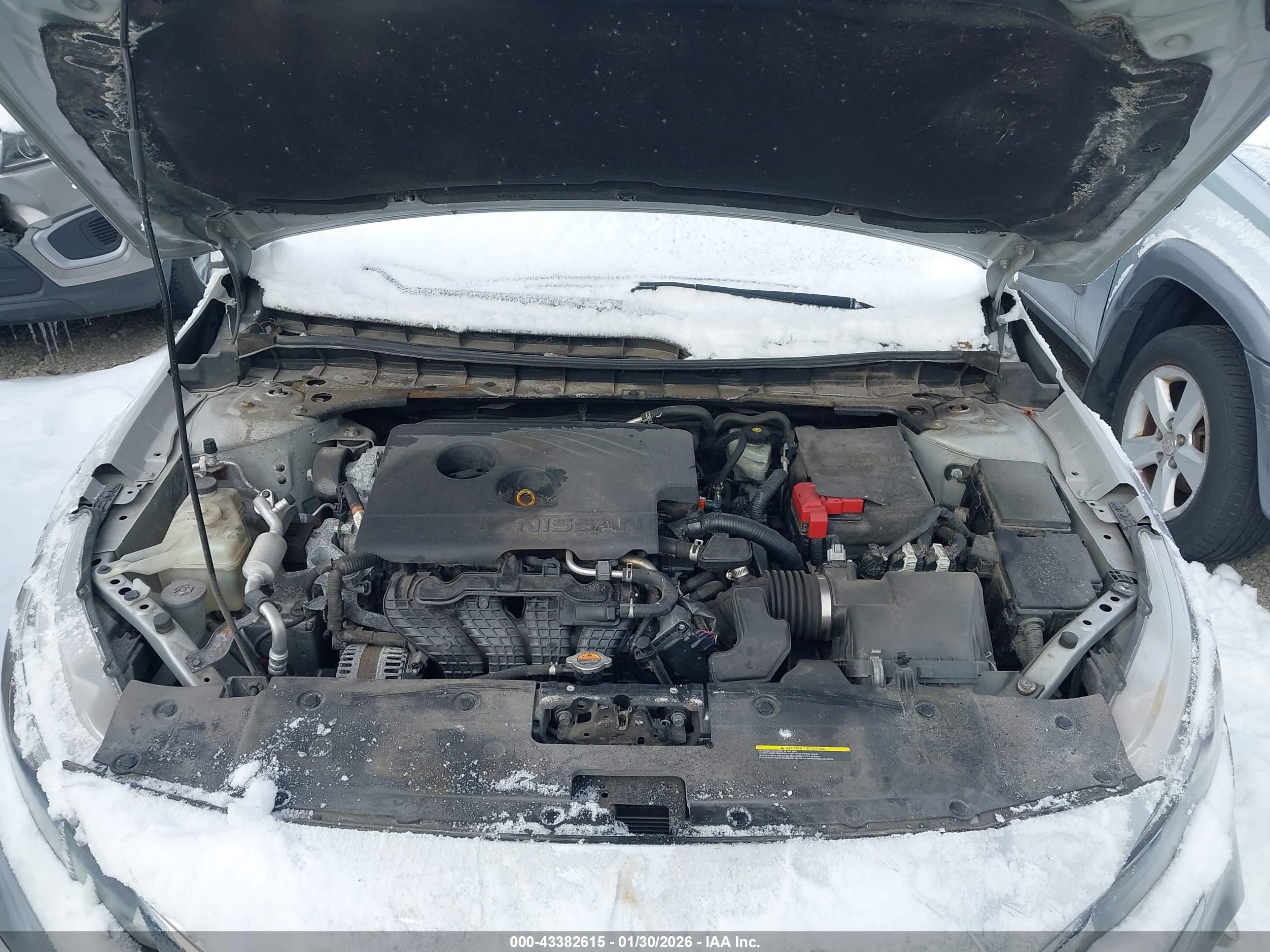 NISSAN ALTIMA image 10