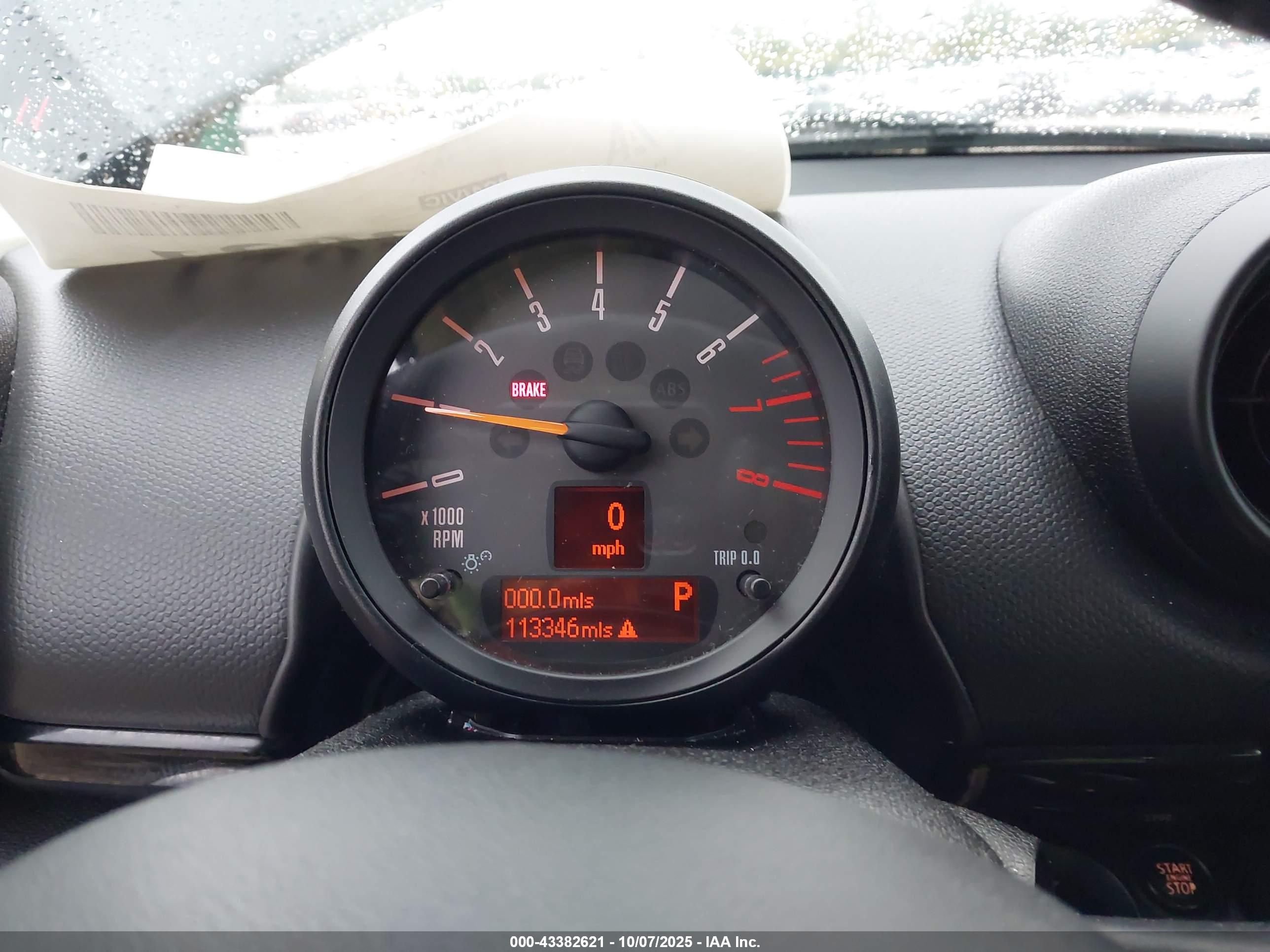 MINI COUNTRYMAN image 7
