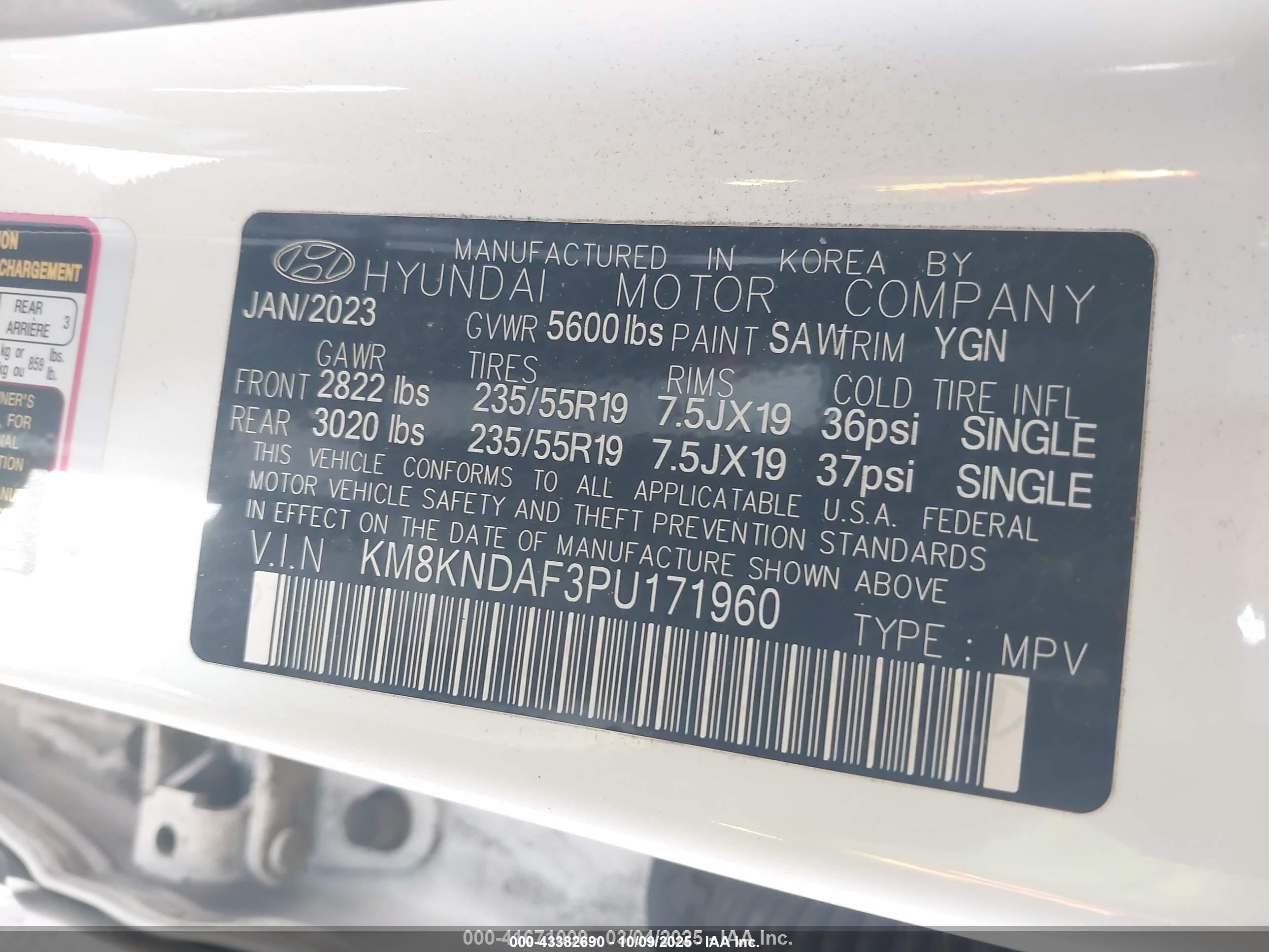 HYUNDAI IONIQ image 9