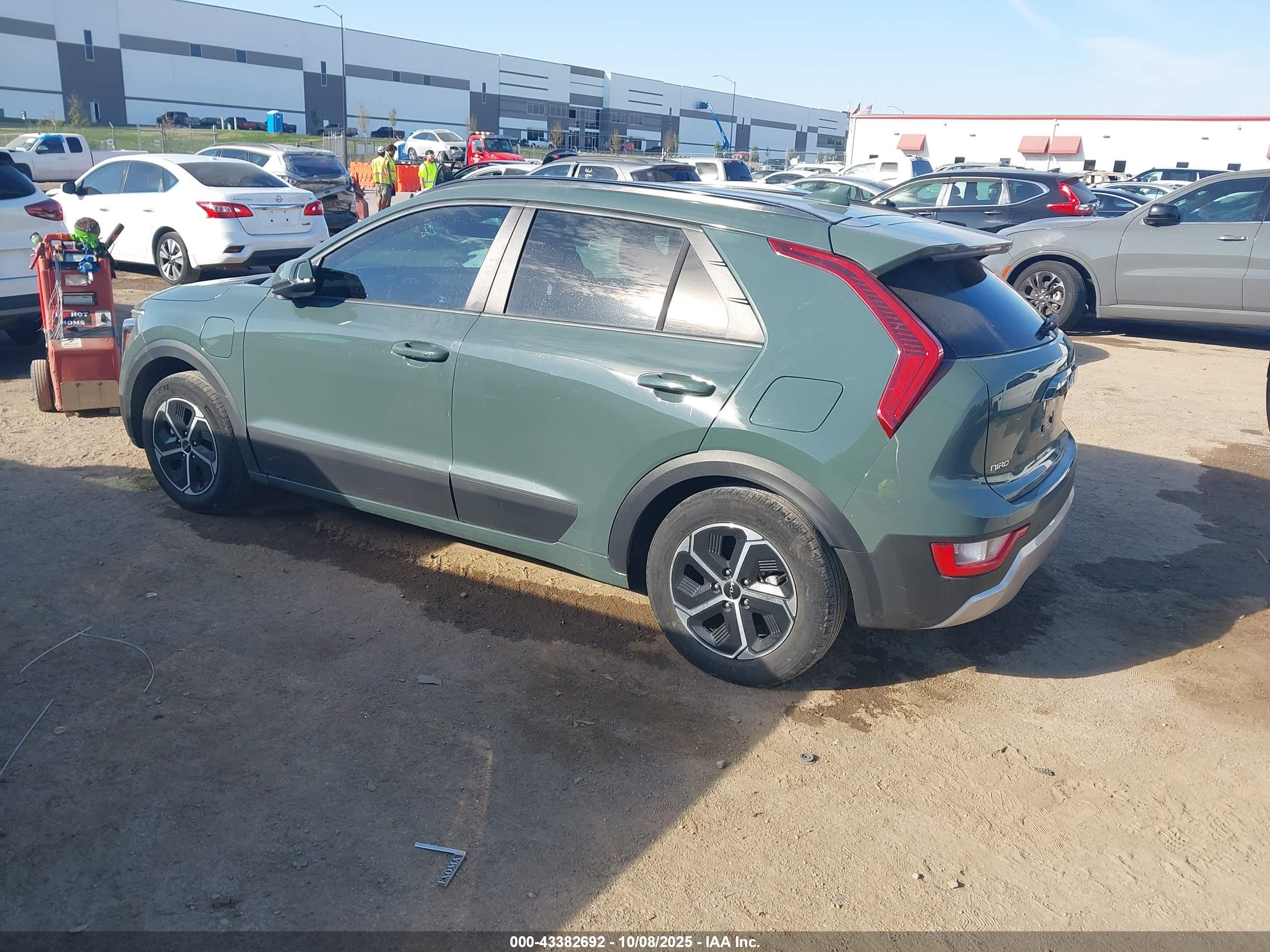 KIA NIRO image 3
