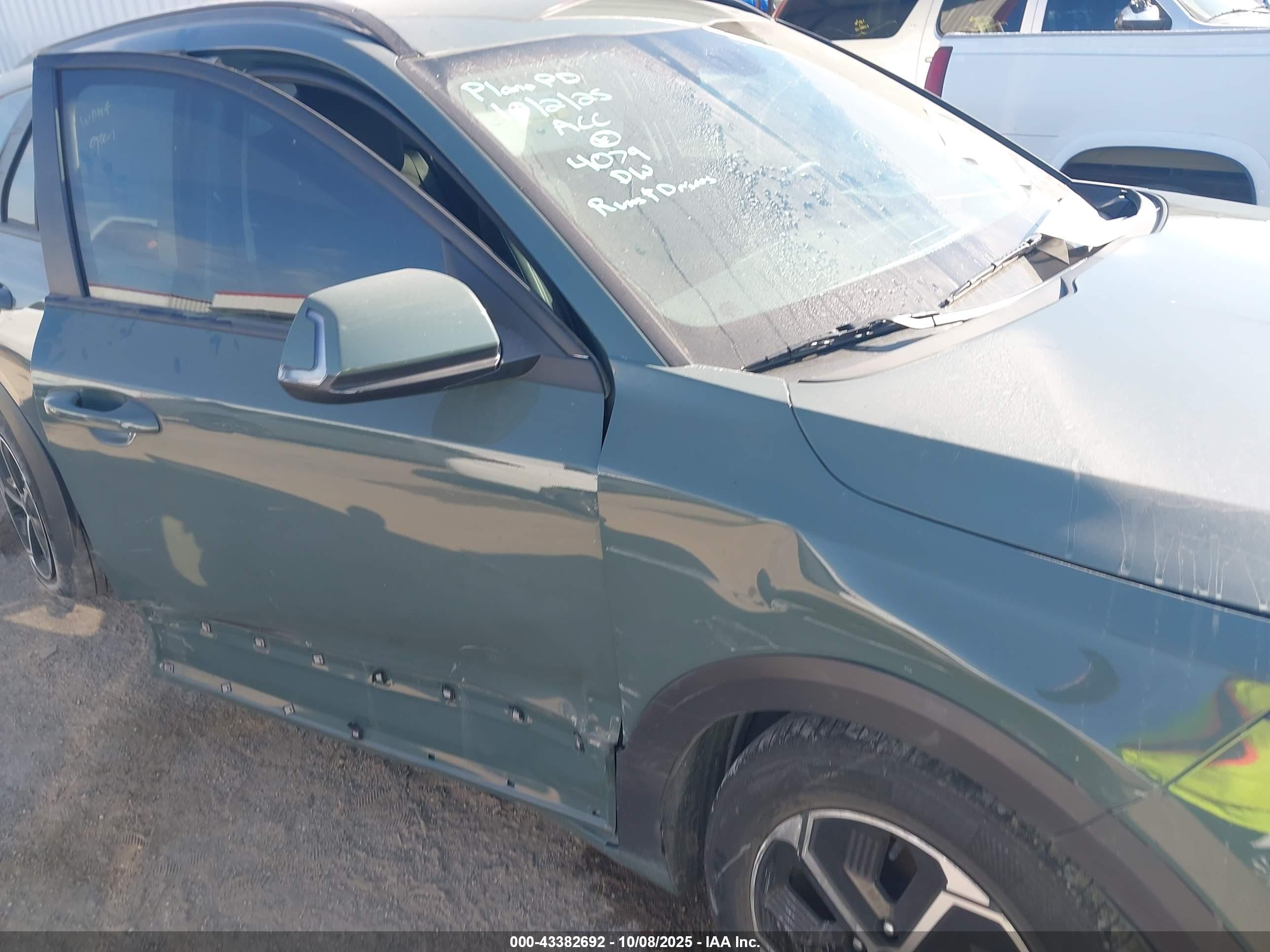 KIA NIRO image 6