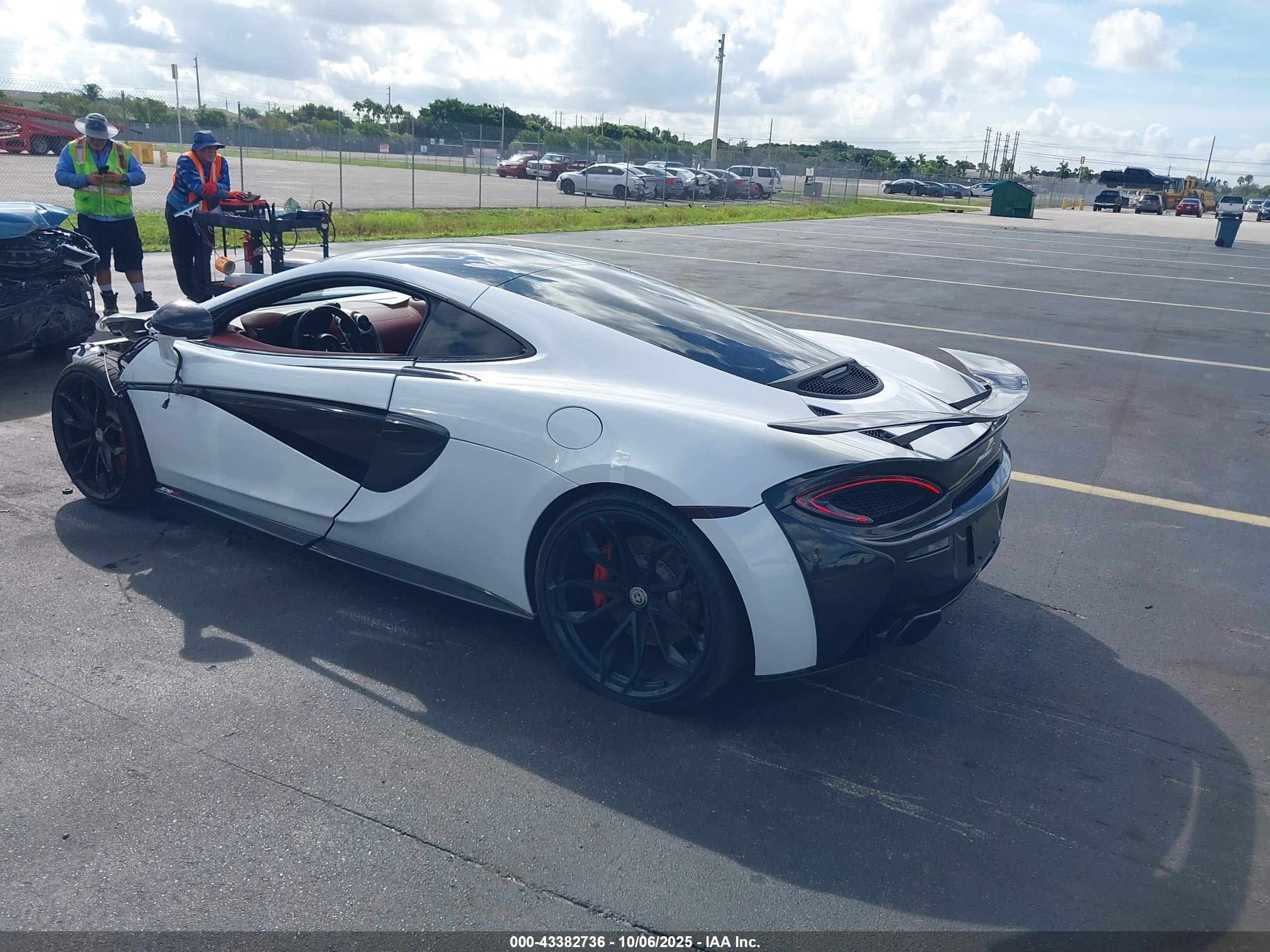 MCLAREN 570GT image 3