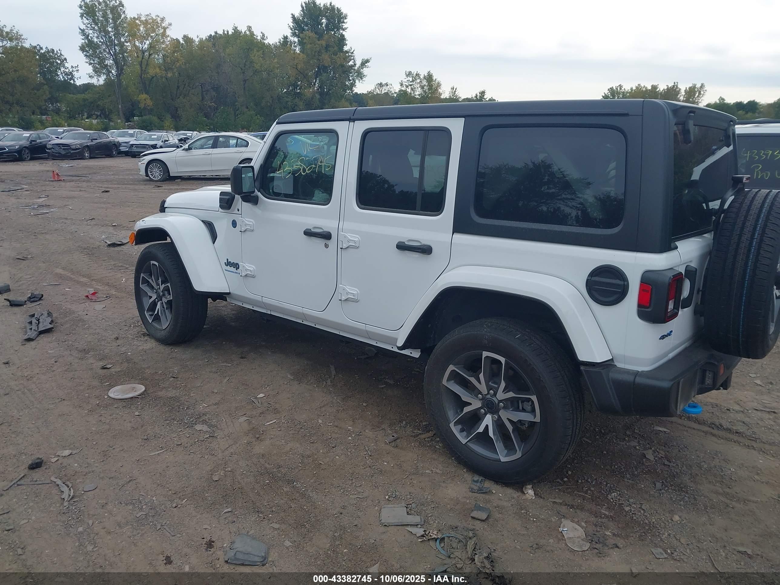 JEEP WRANGLER image 3