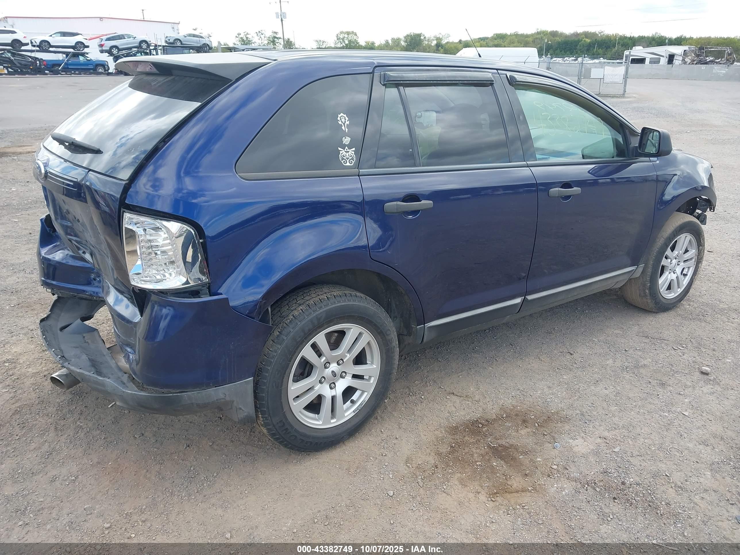 FORD EDGE image 4