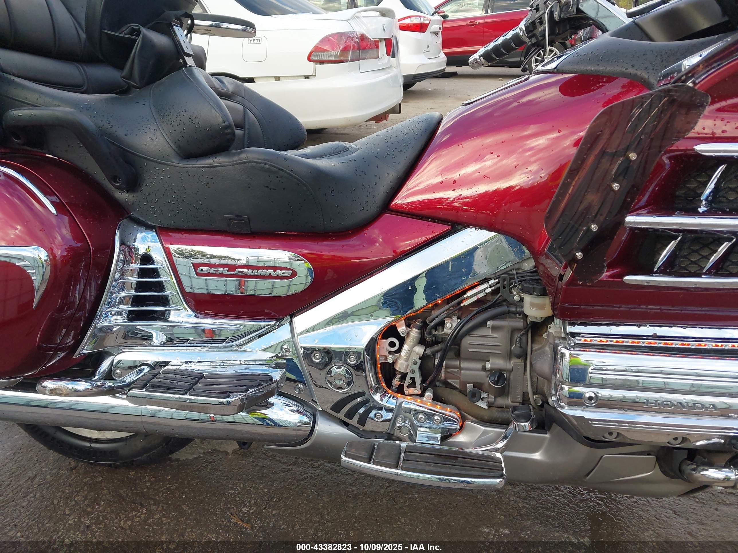 HONDA GL1800 image 8