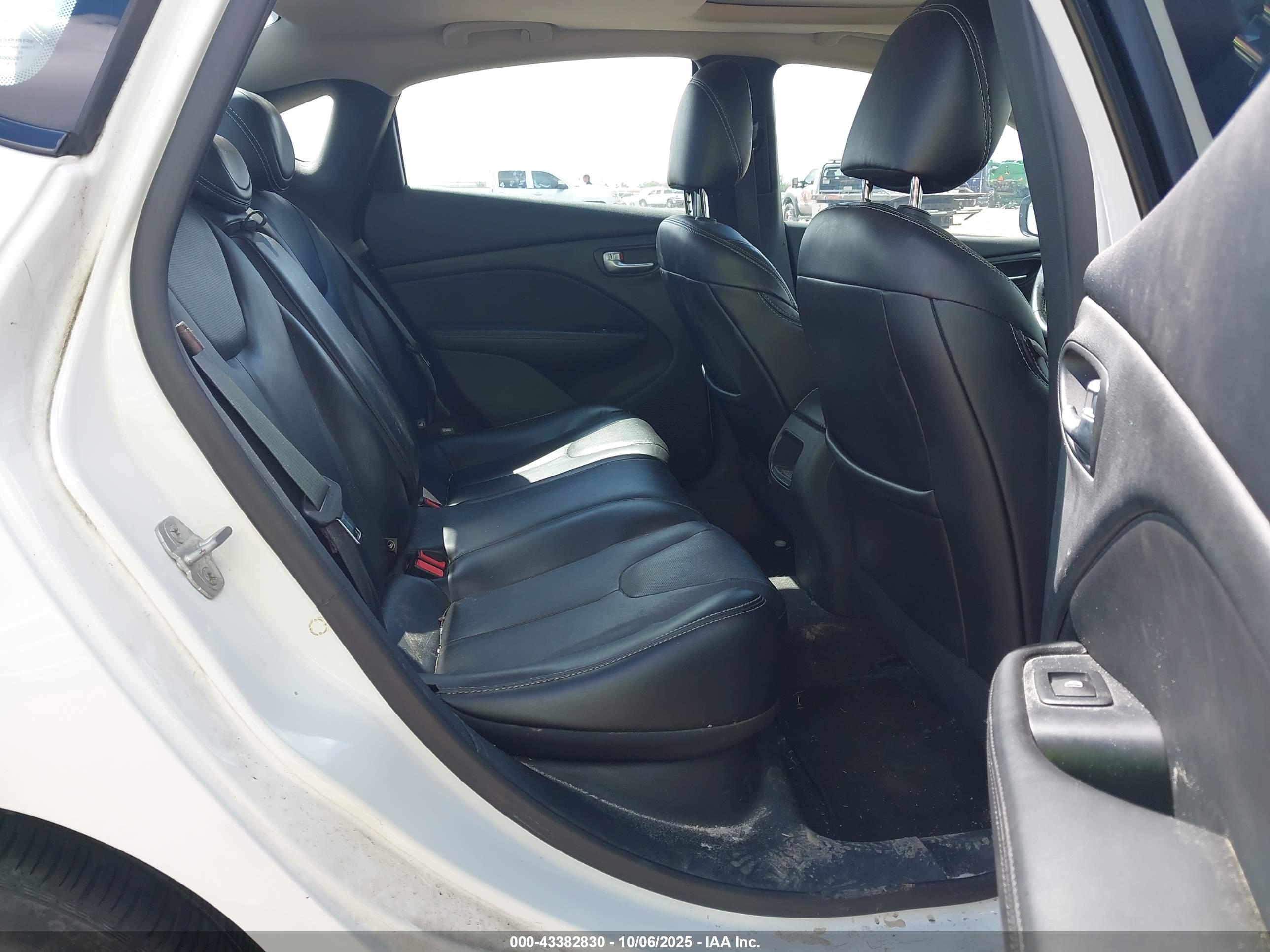 DODGE DART image 8