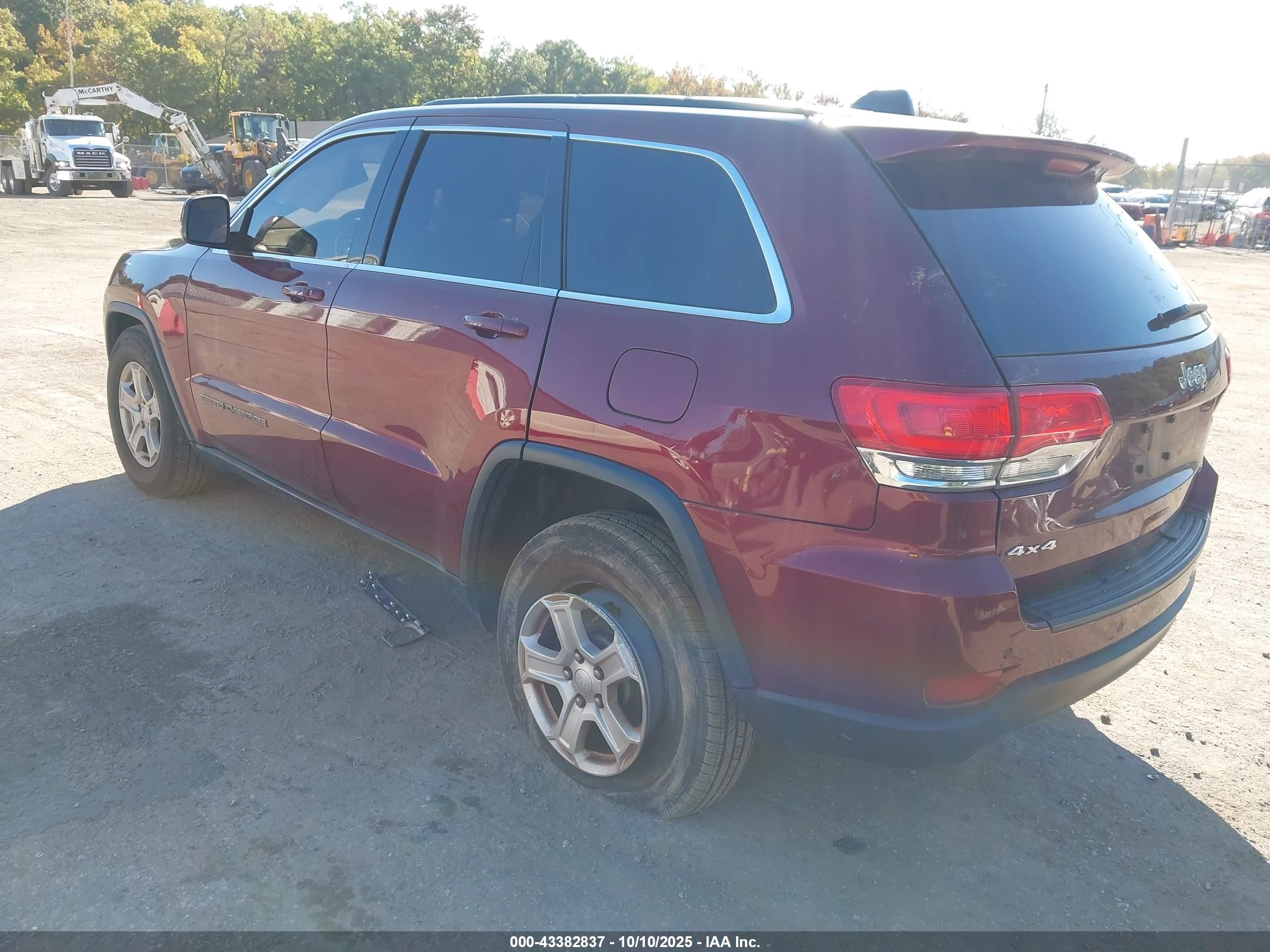JEEP GRAND image 3