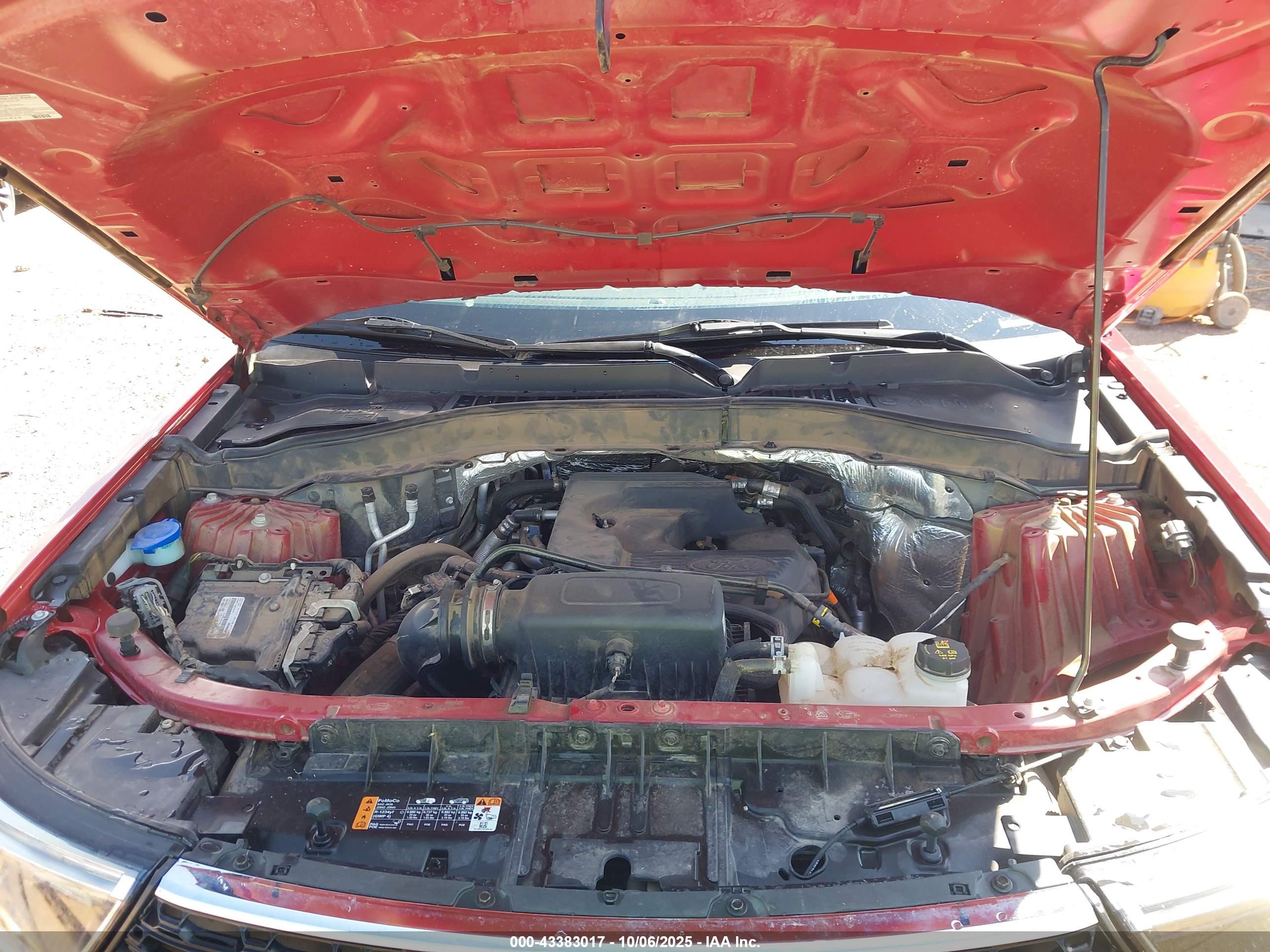 FORD EXPLORER image 10