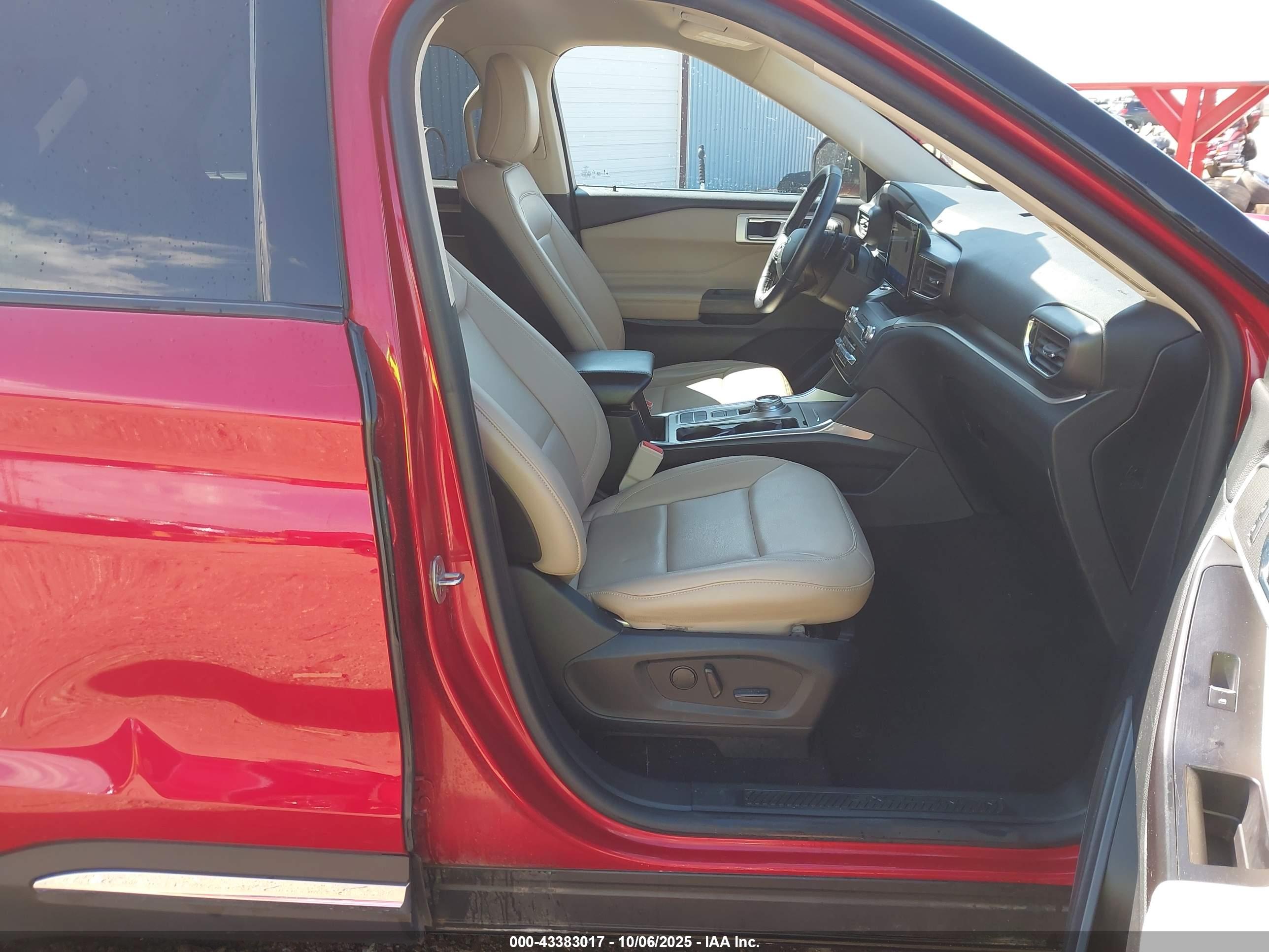 FORD EXPLORER image 5