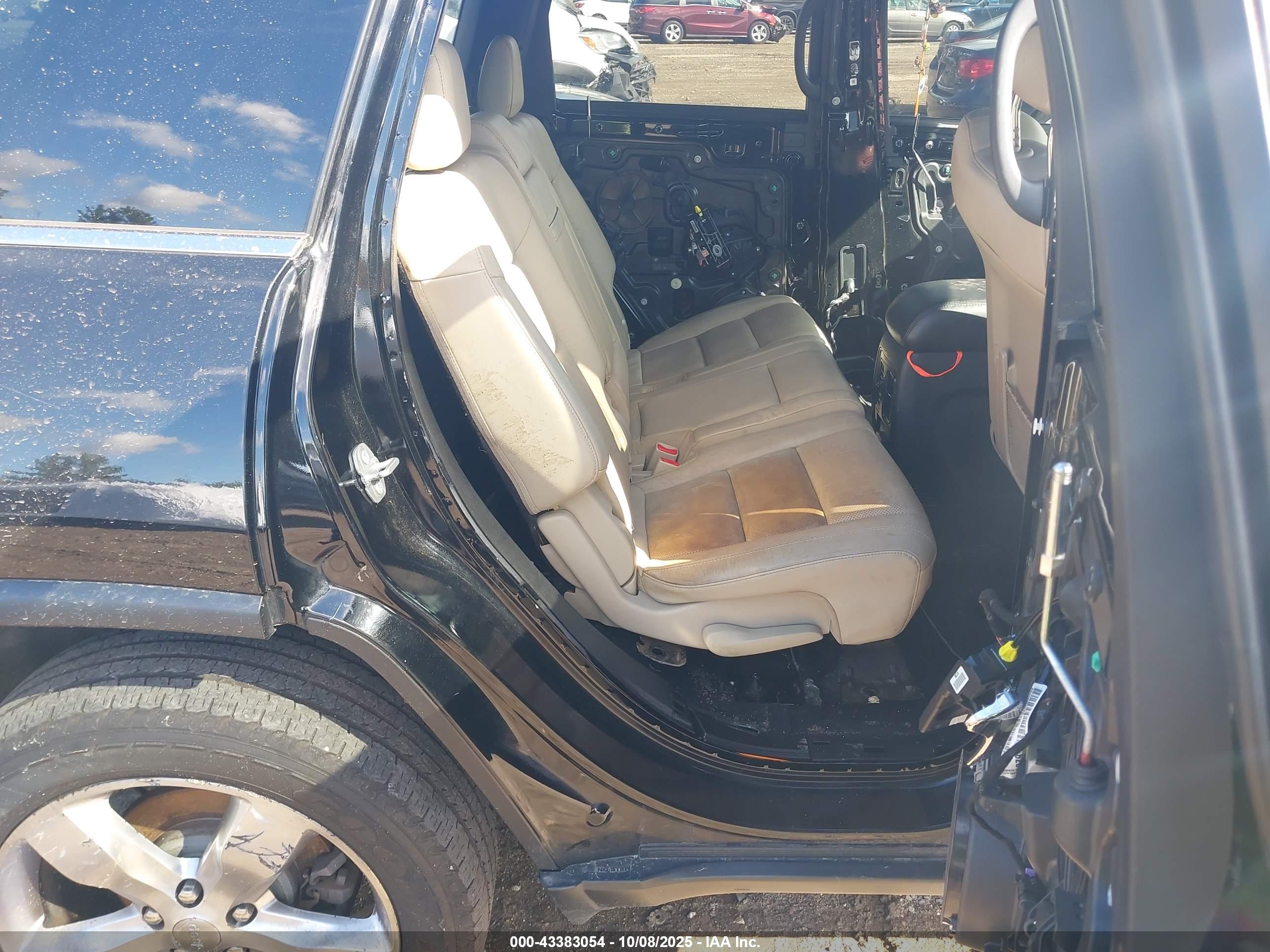 JEEP GRAND image 8