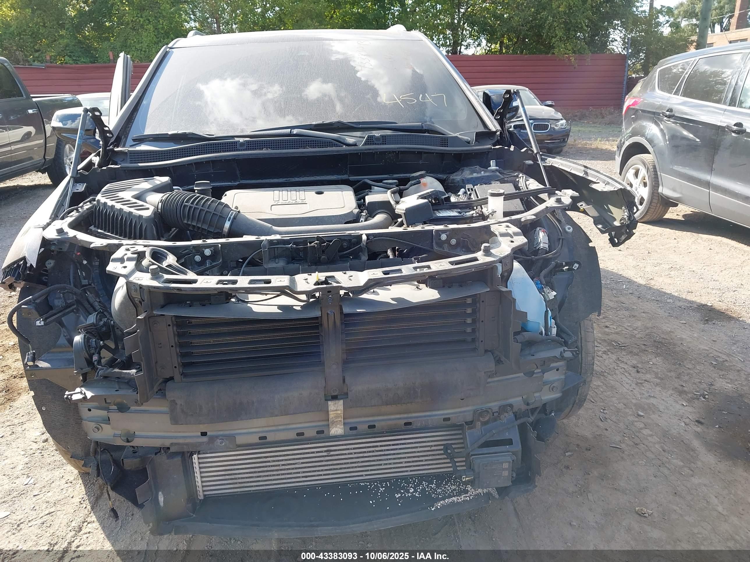 CHEVROLET BLAZER image 6
