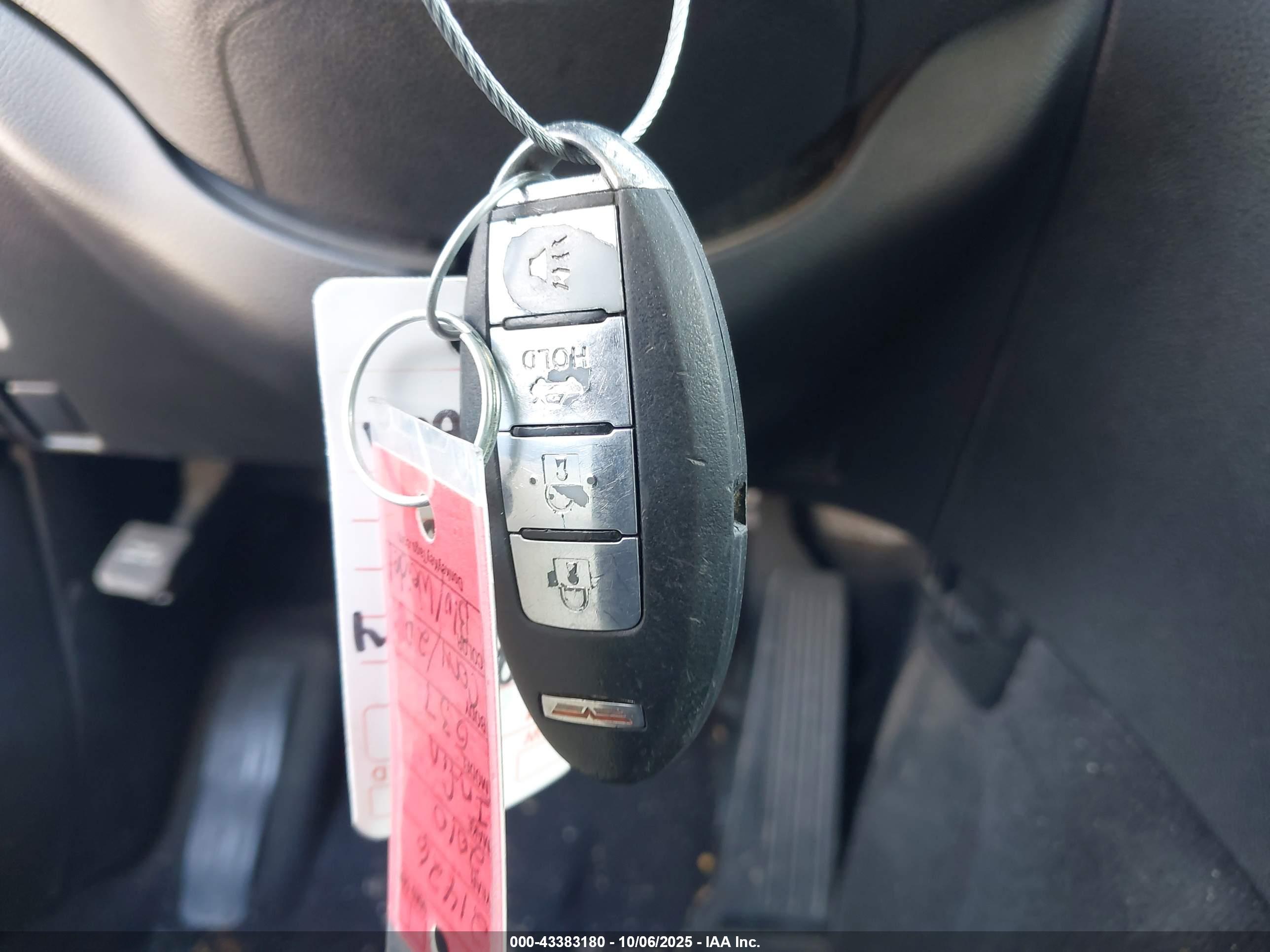 INFINITI G37 image 11