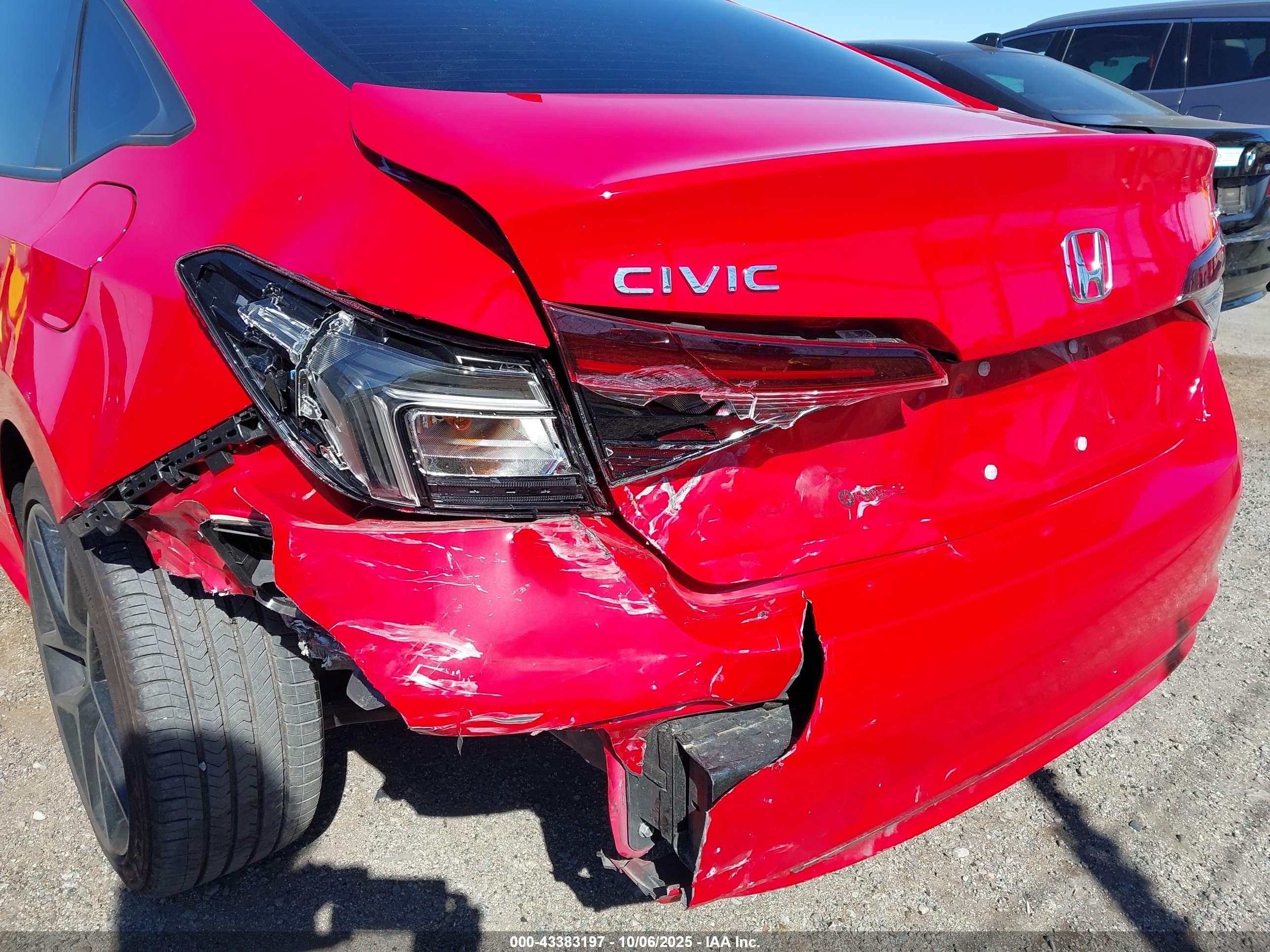 HONDA CIVIC image 6