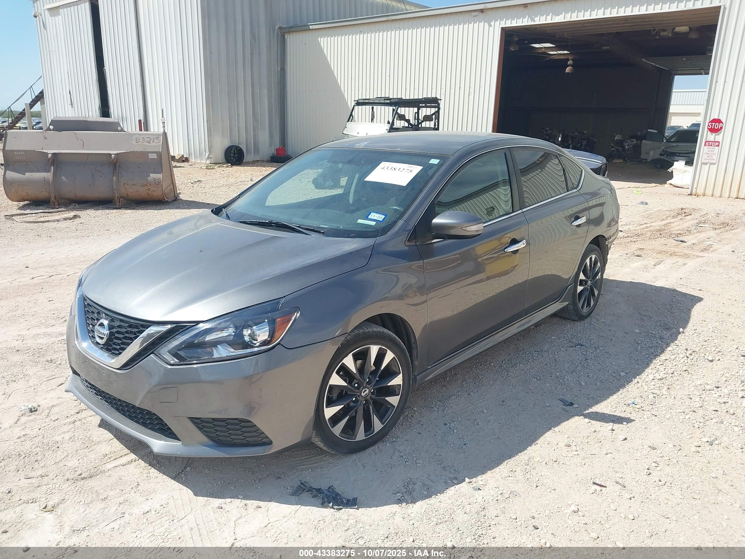 NISSAN SENTRA image 2