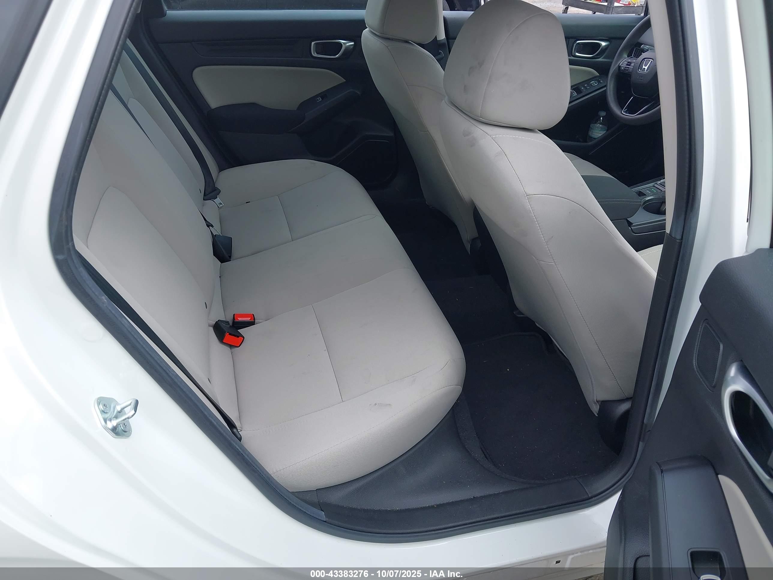 HONDA CIVIC image 8