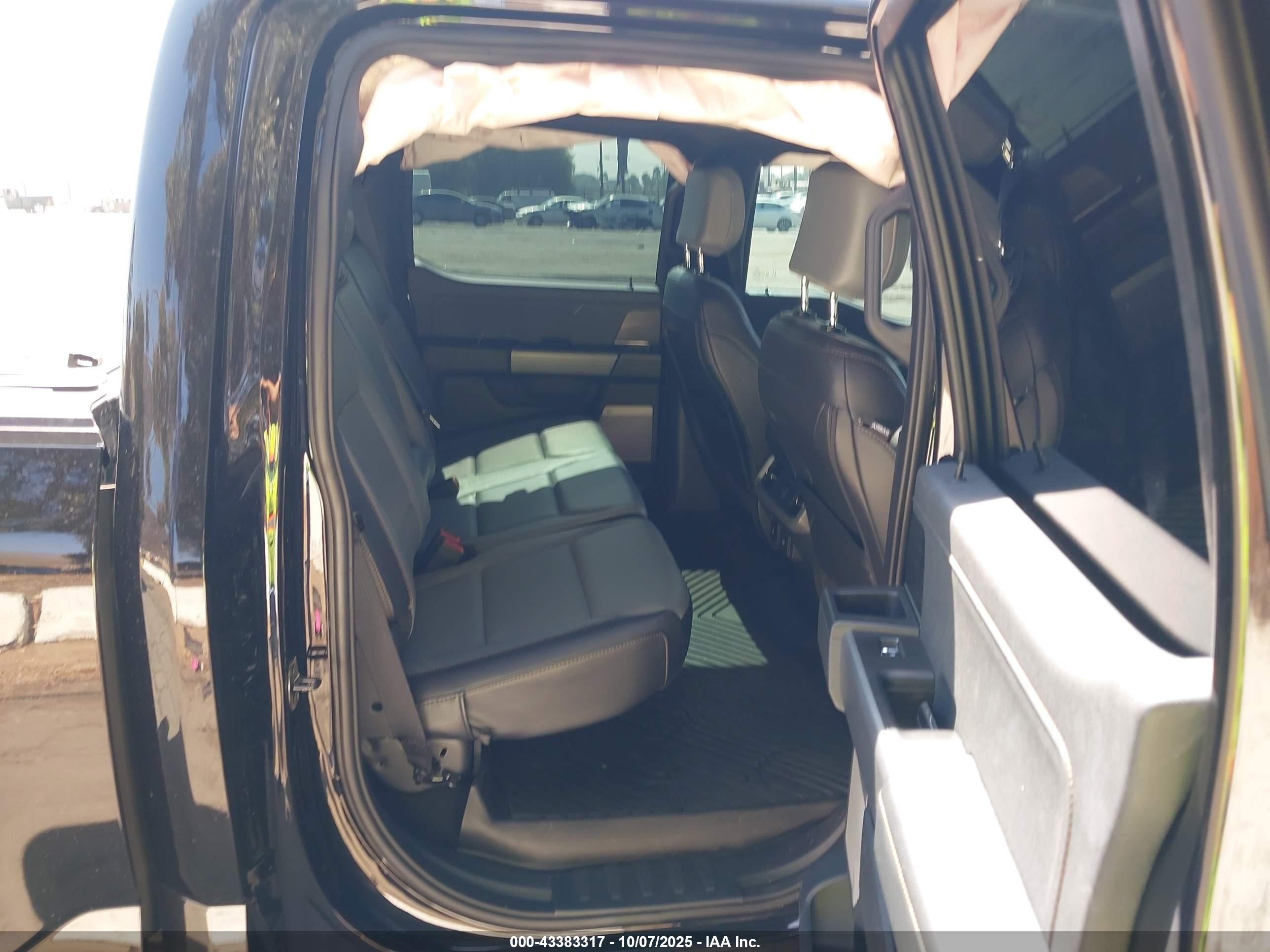 FORD F-150 image 8