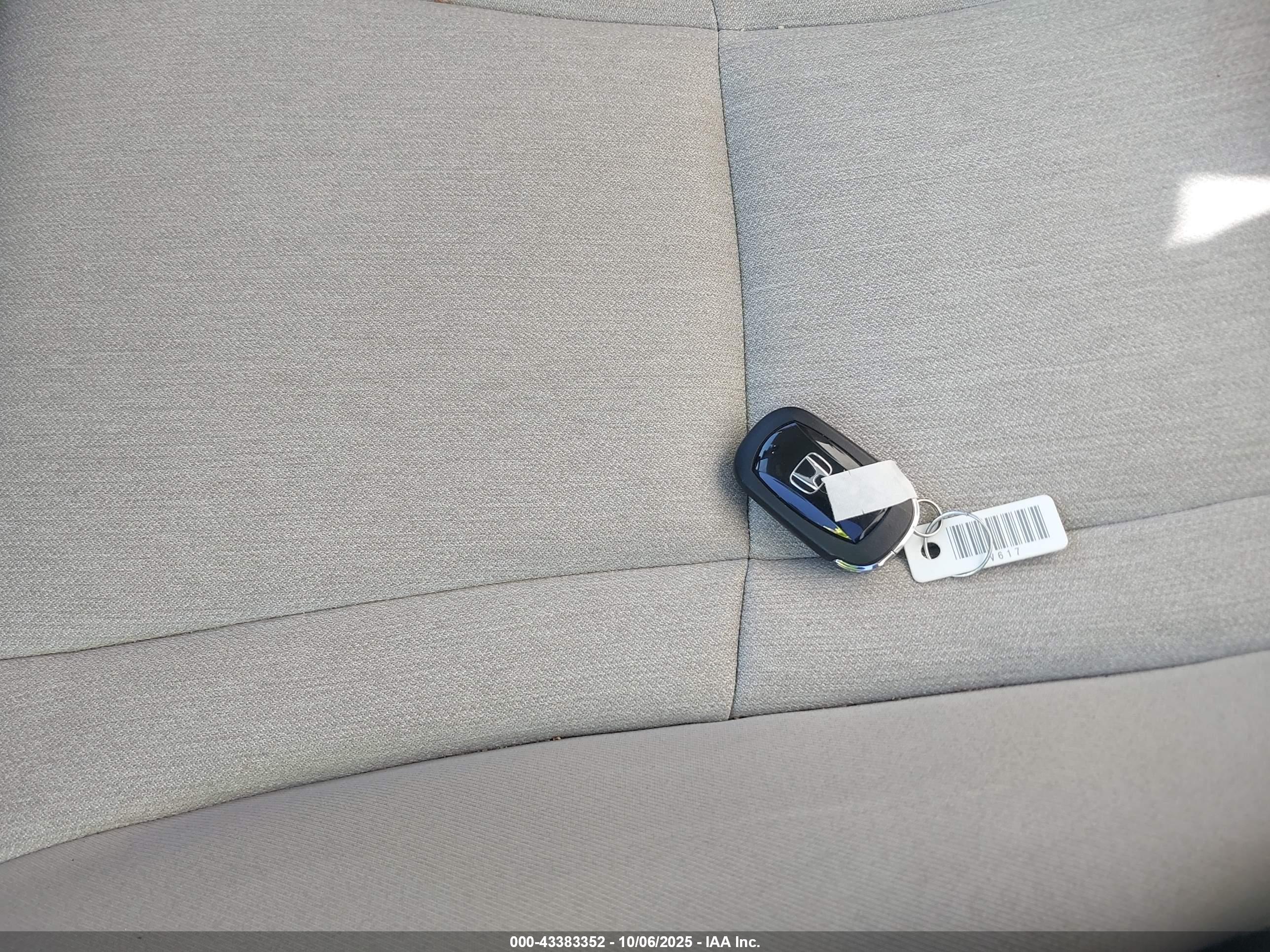 HONDA ACCORD image 11