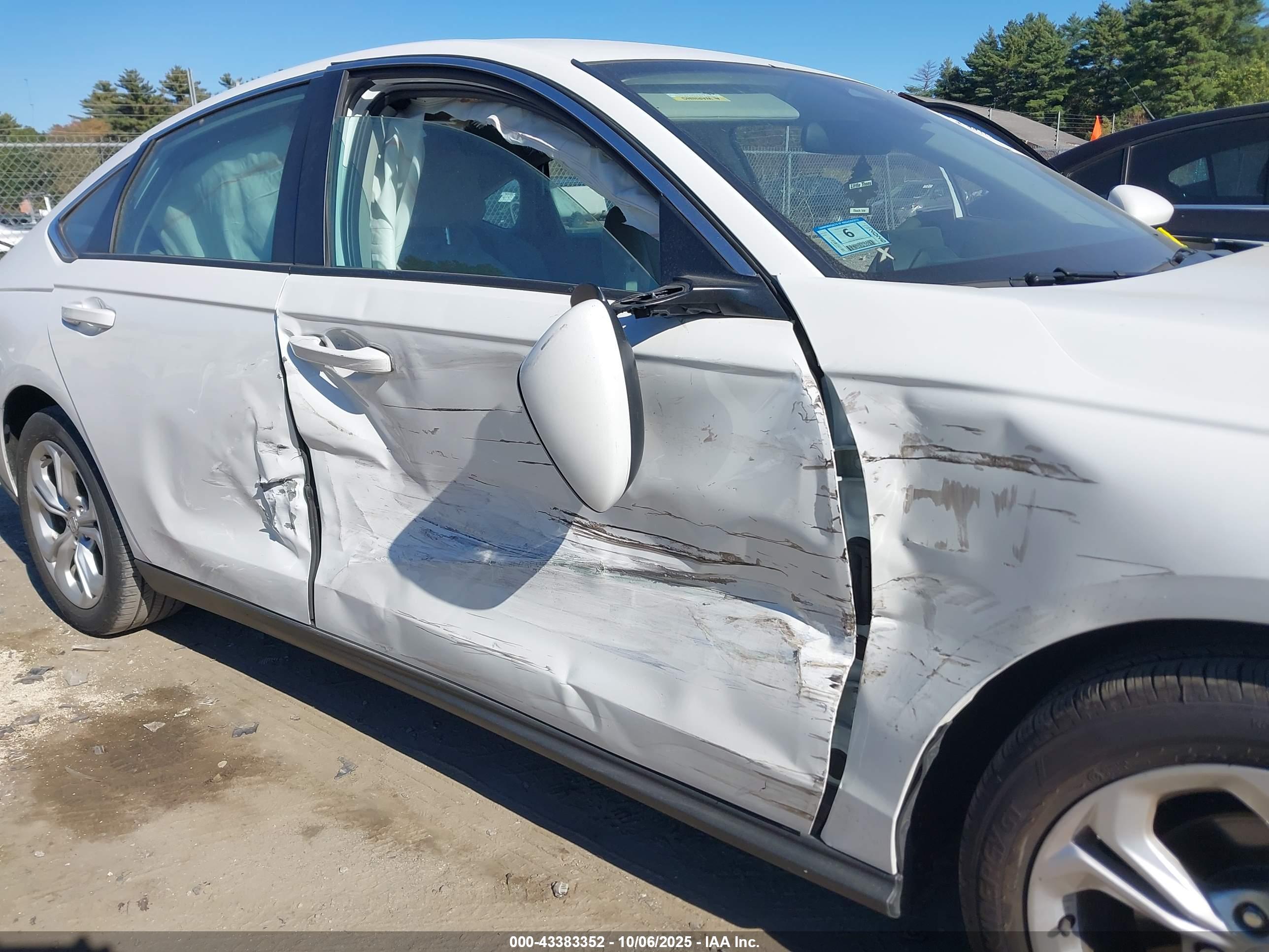 HONDA ACCORD image 6