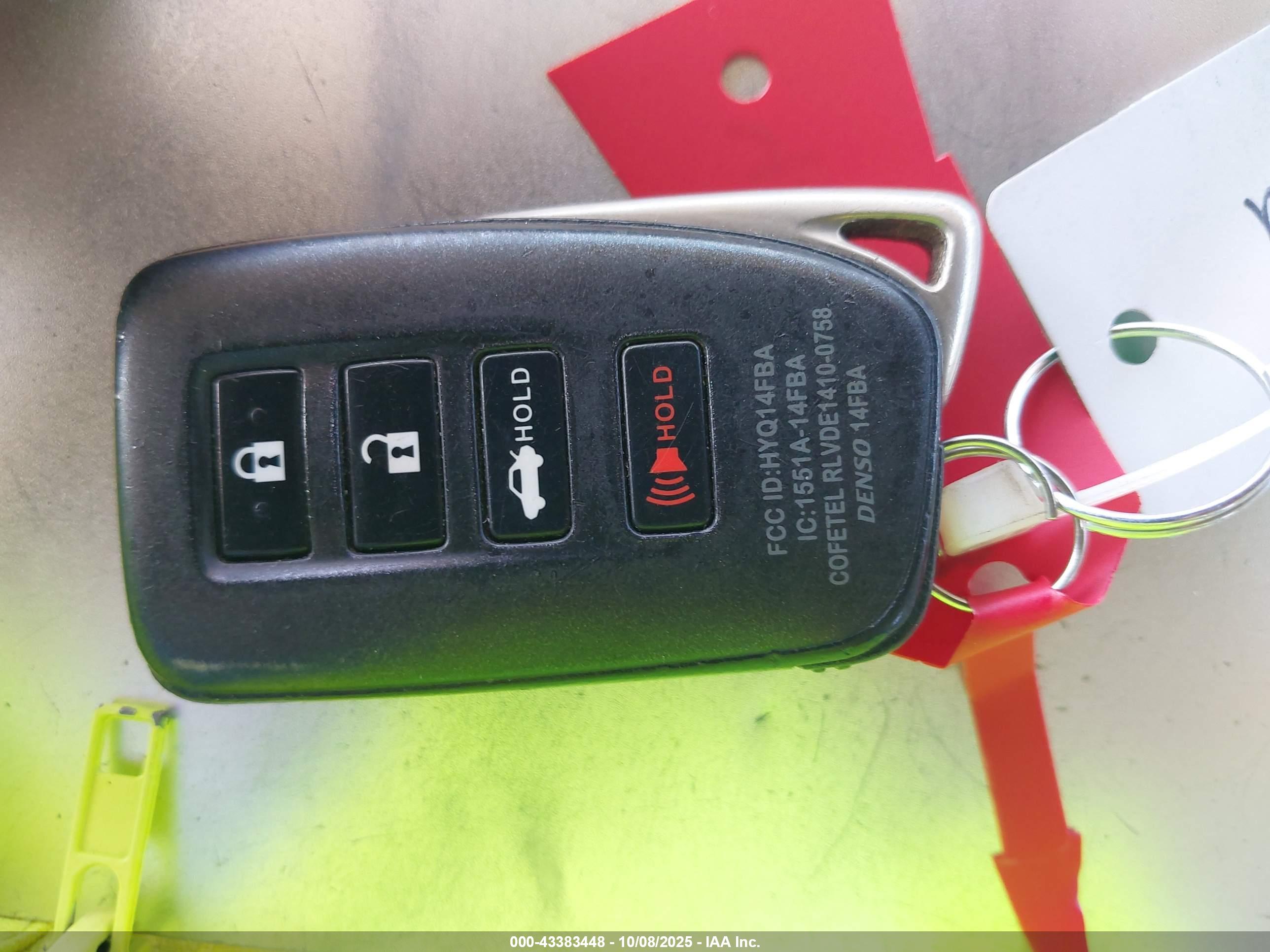 LEXUS IS image 11