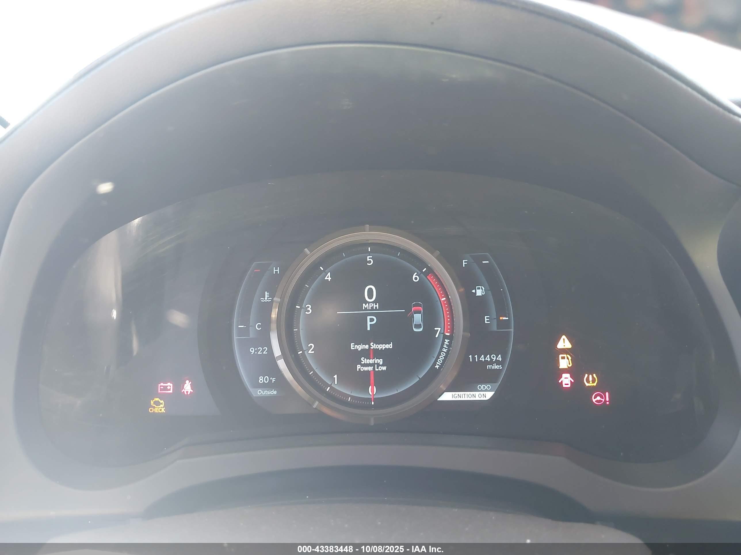 LEXUS IS image 7