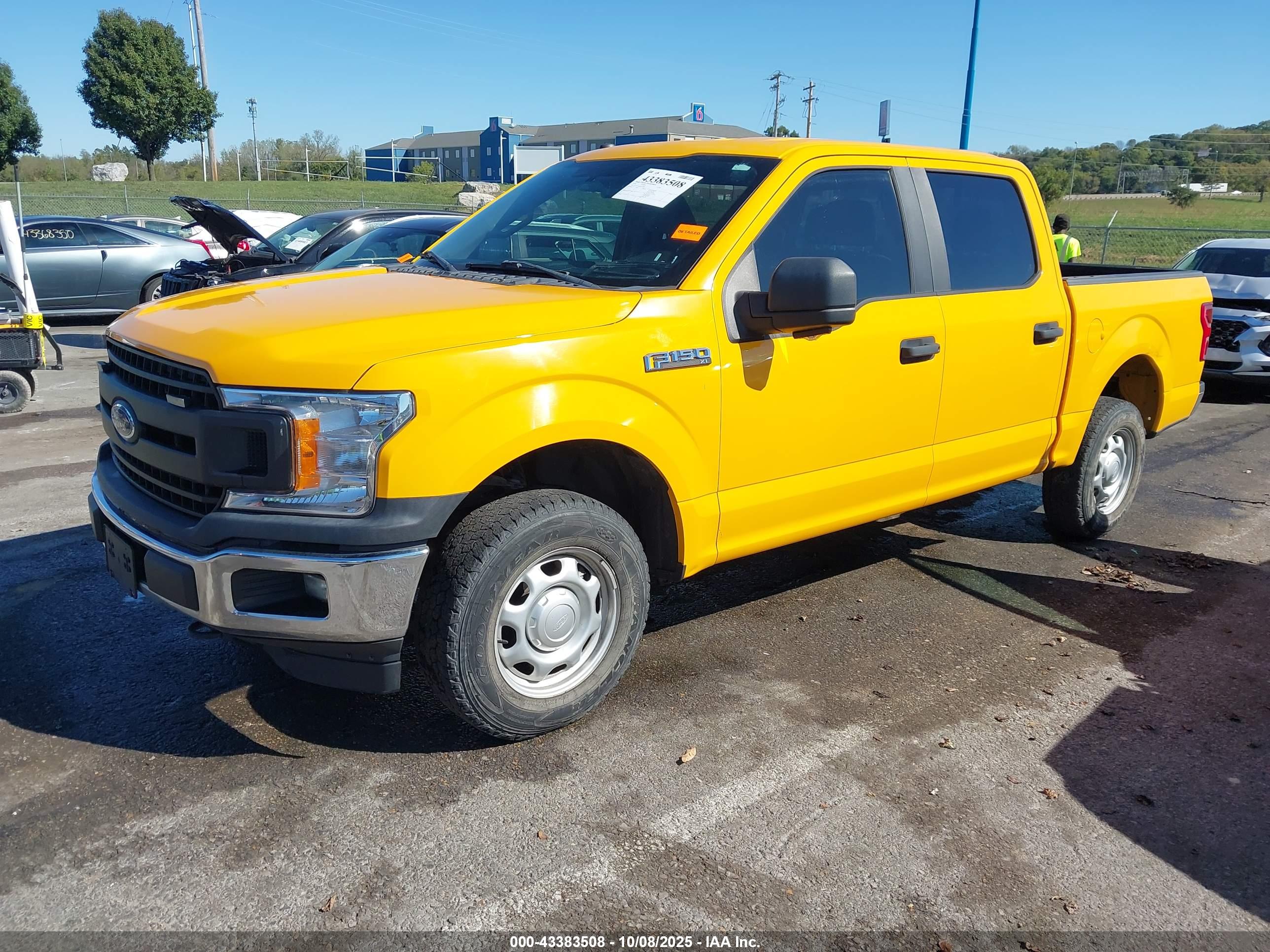 FORD F-150 image 2