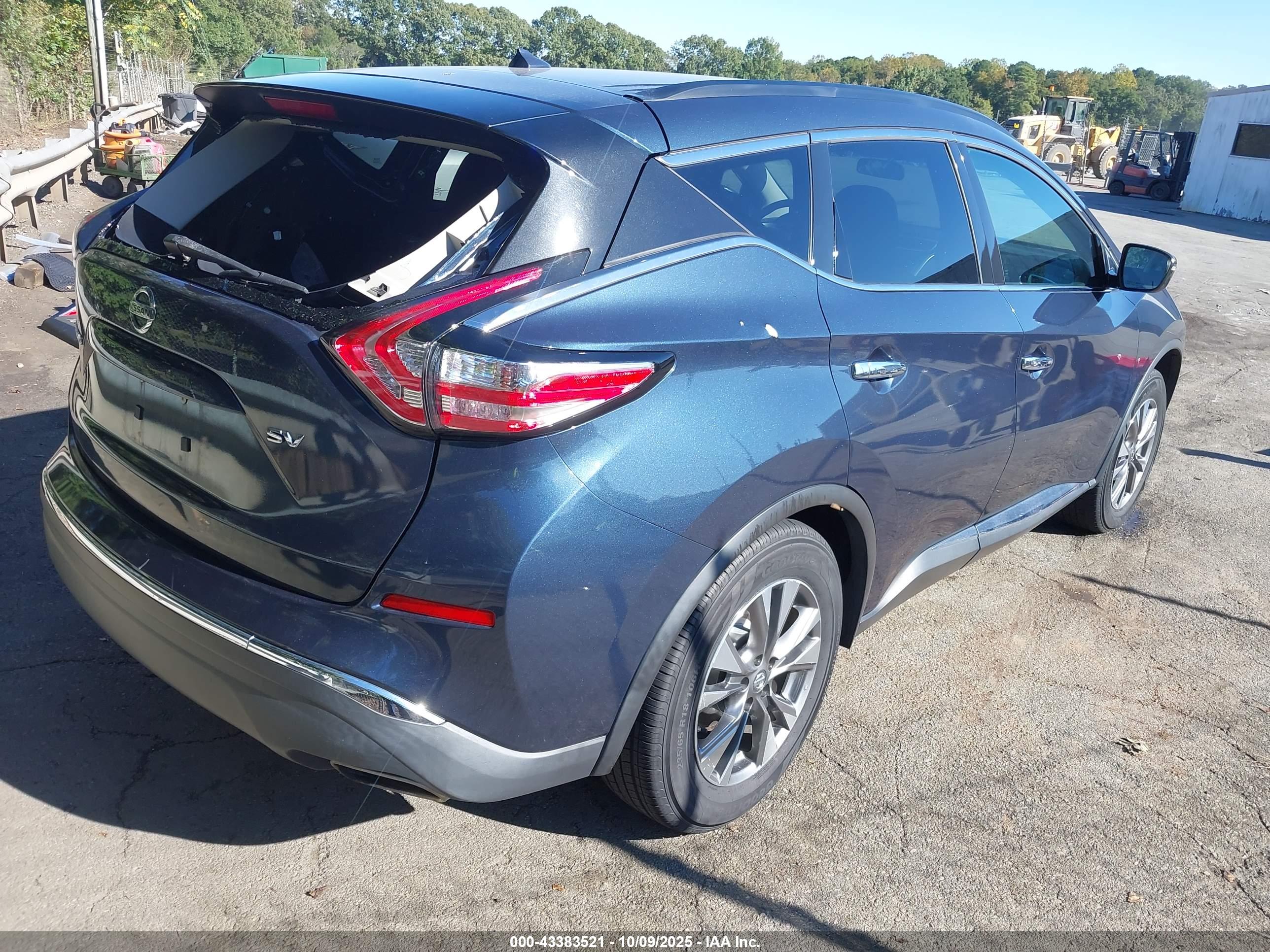 NISSAN MURANO image 4