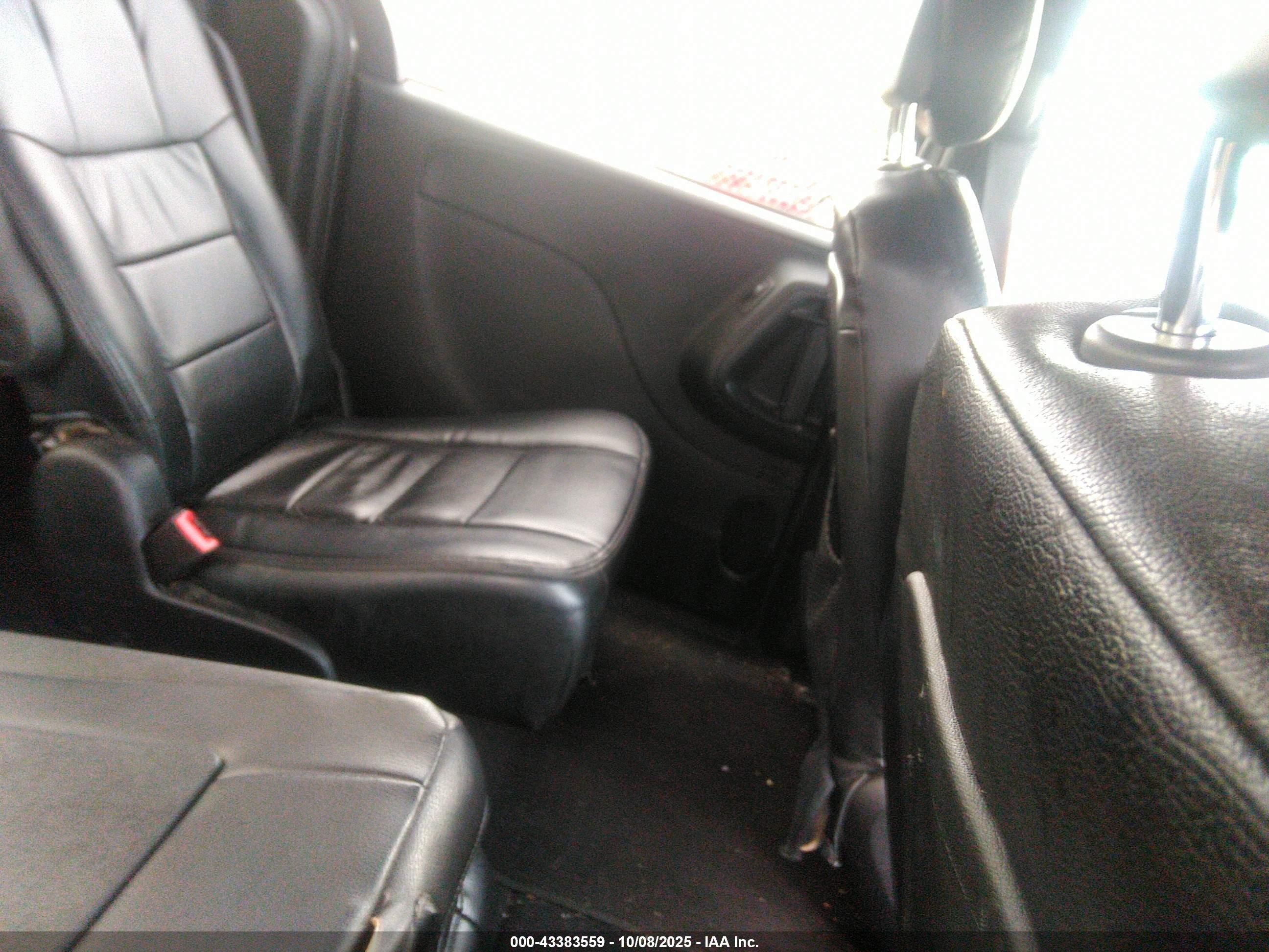 DODGE GRAND image 8