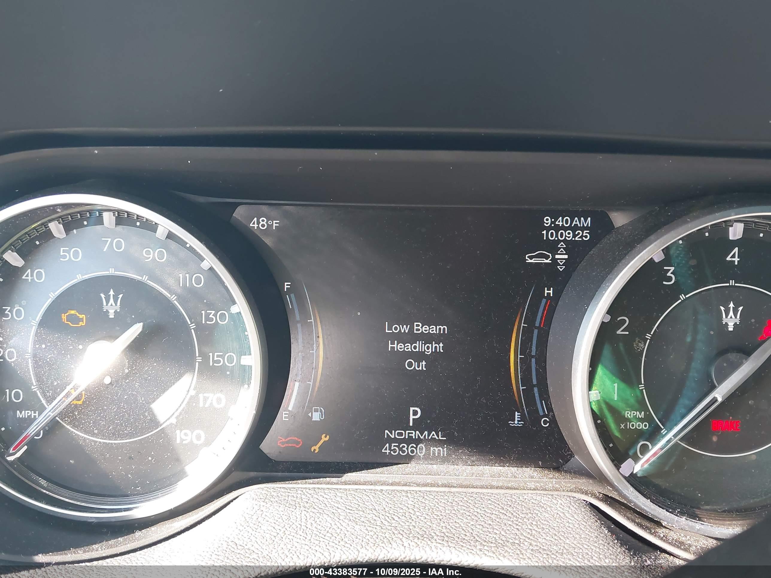 MASERATI LEVANTE image 7