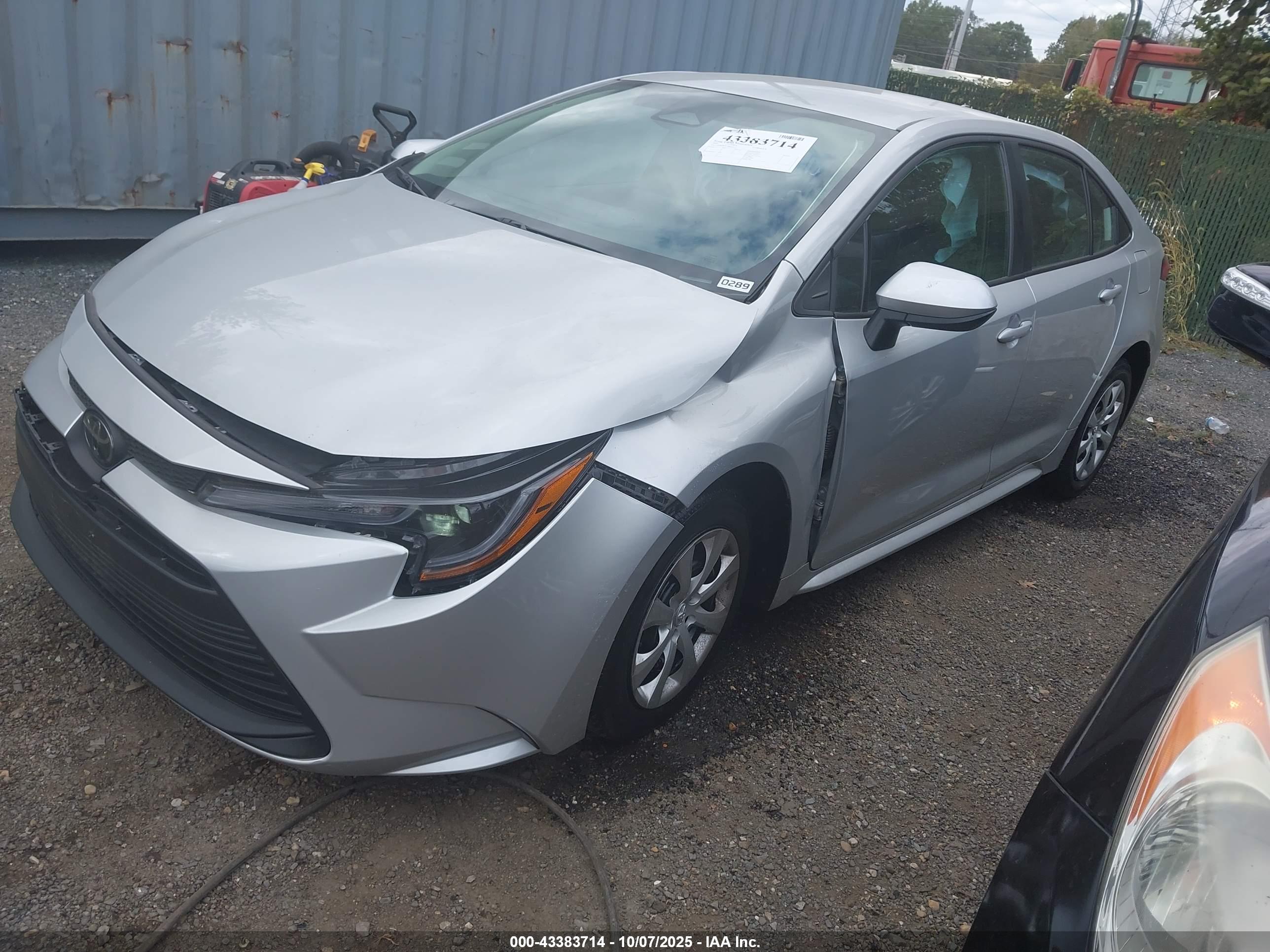 TOYOTA COROLLA image 2
