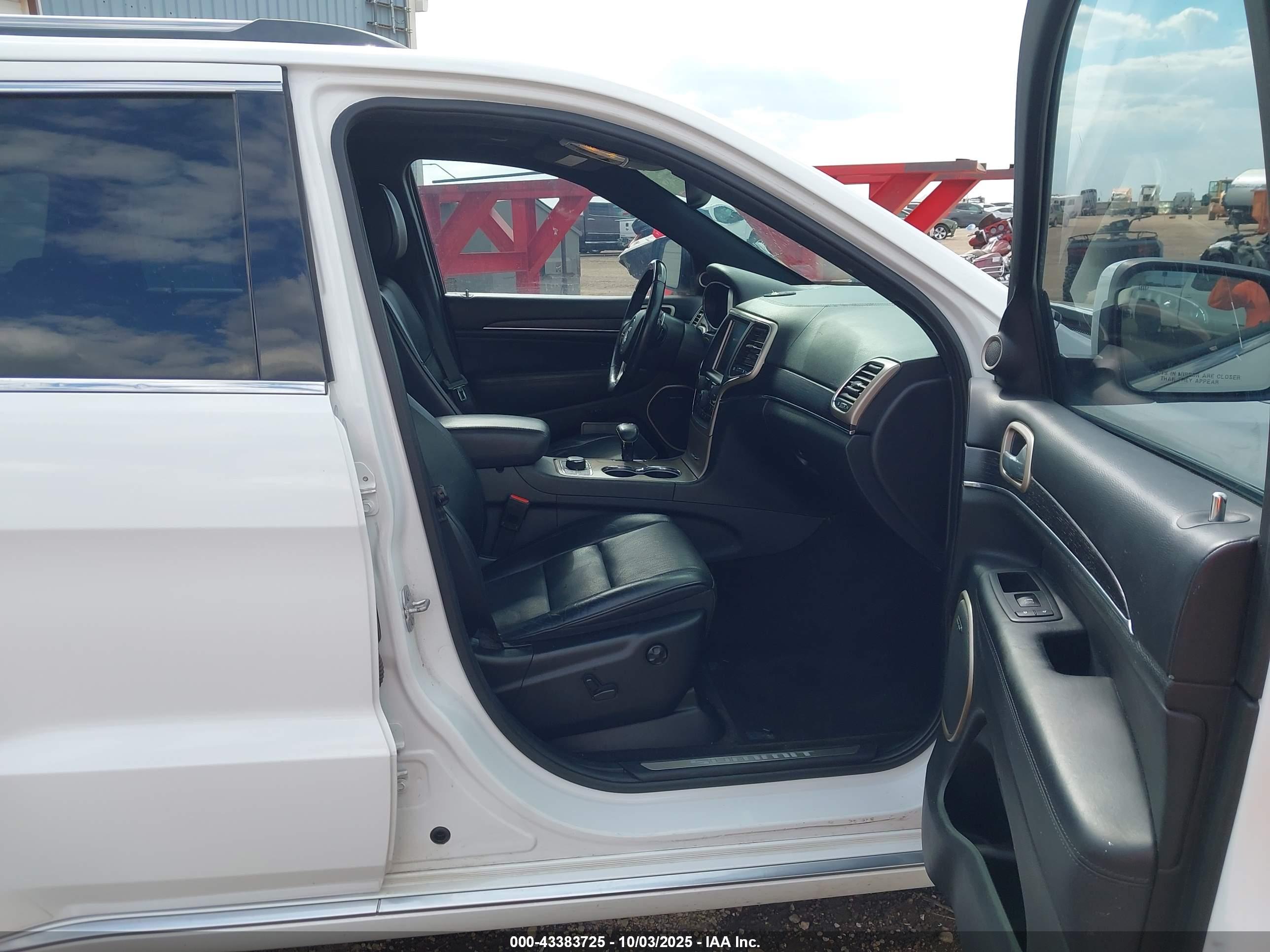 JEEP GRAND image 5