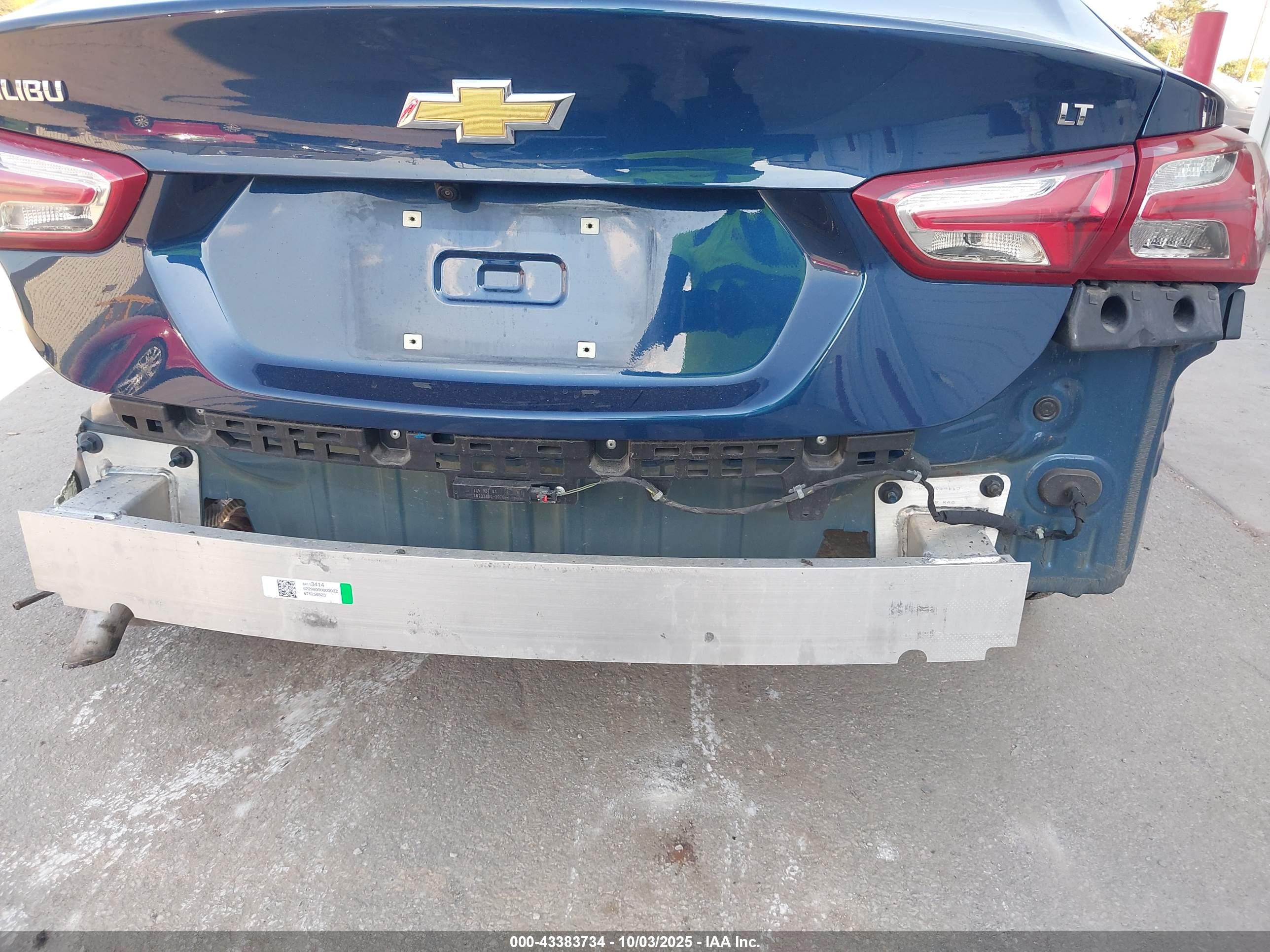 CHEVROLET MALIBU image 6