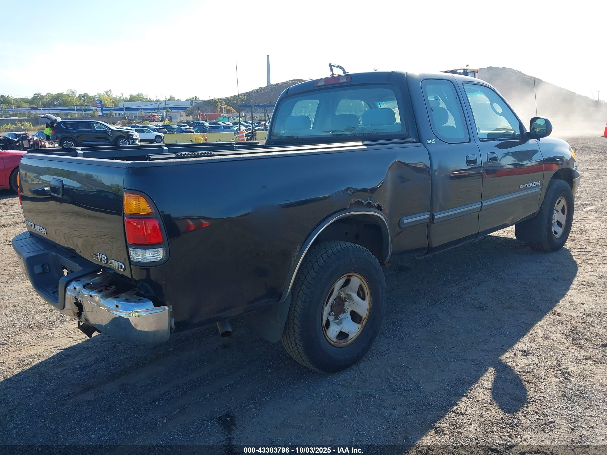 TOYOTA TUNDRA image 4
