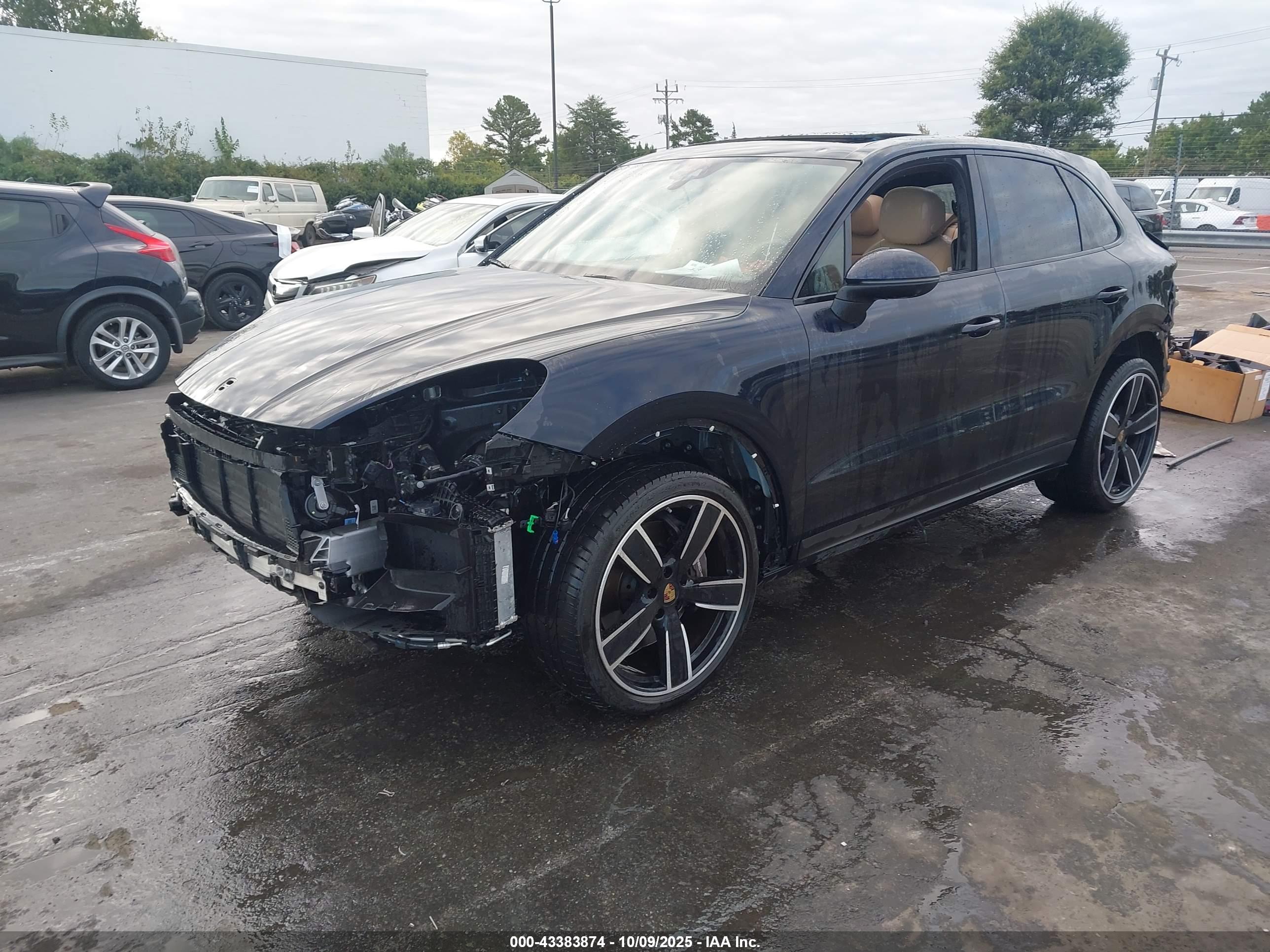 PORSCHE CAYENNE image 2